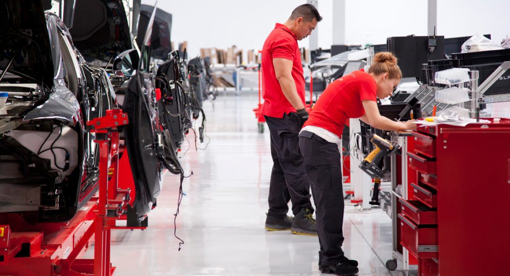 Elon Musk Welcomes UAW To Hold Union Vote At Californian Factory