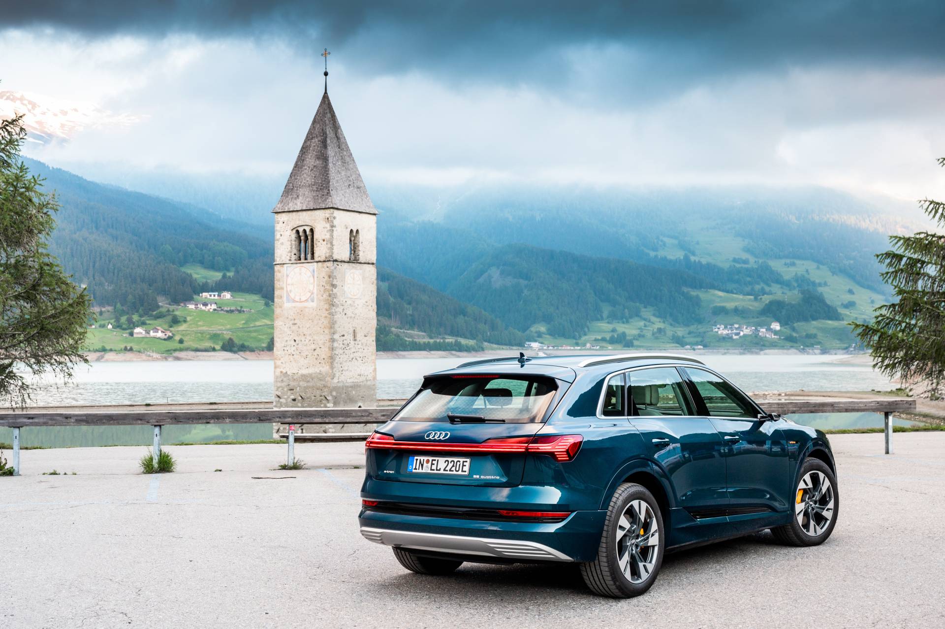 Audi E-Tron Fleet Crosses 10 Countries, Does 1,600 Km In 24 Hours