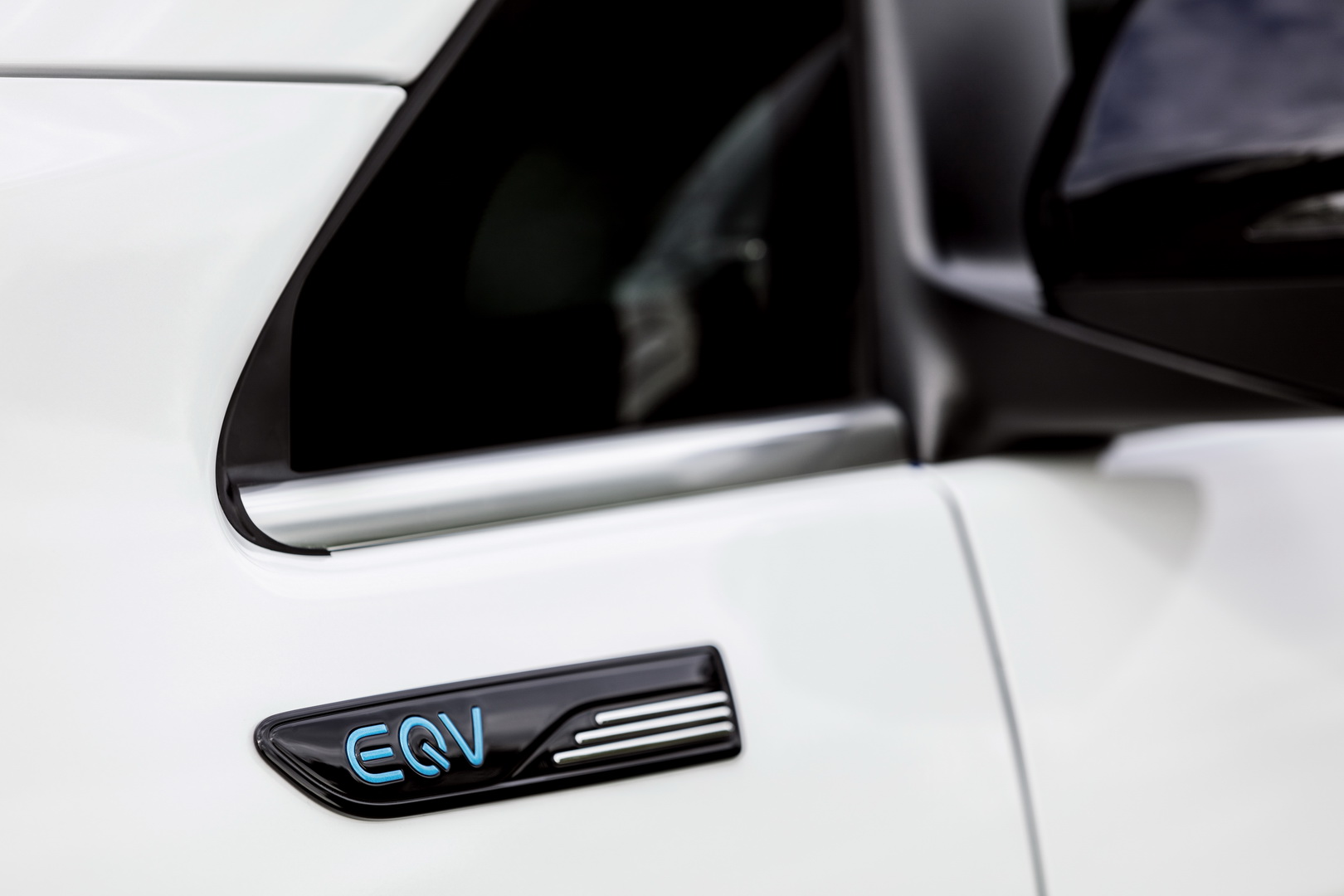 2020 Mercedes-Benz EQV Electric MPV Unveiled With 405 Km Range