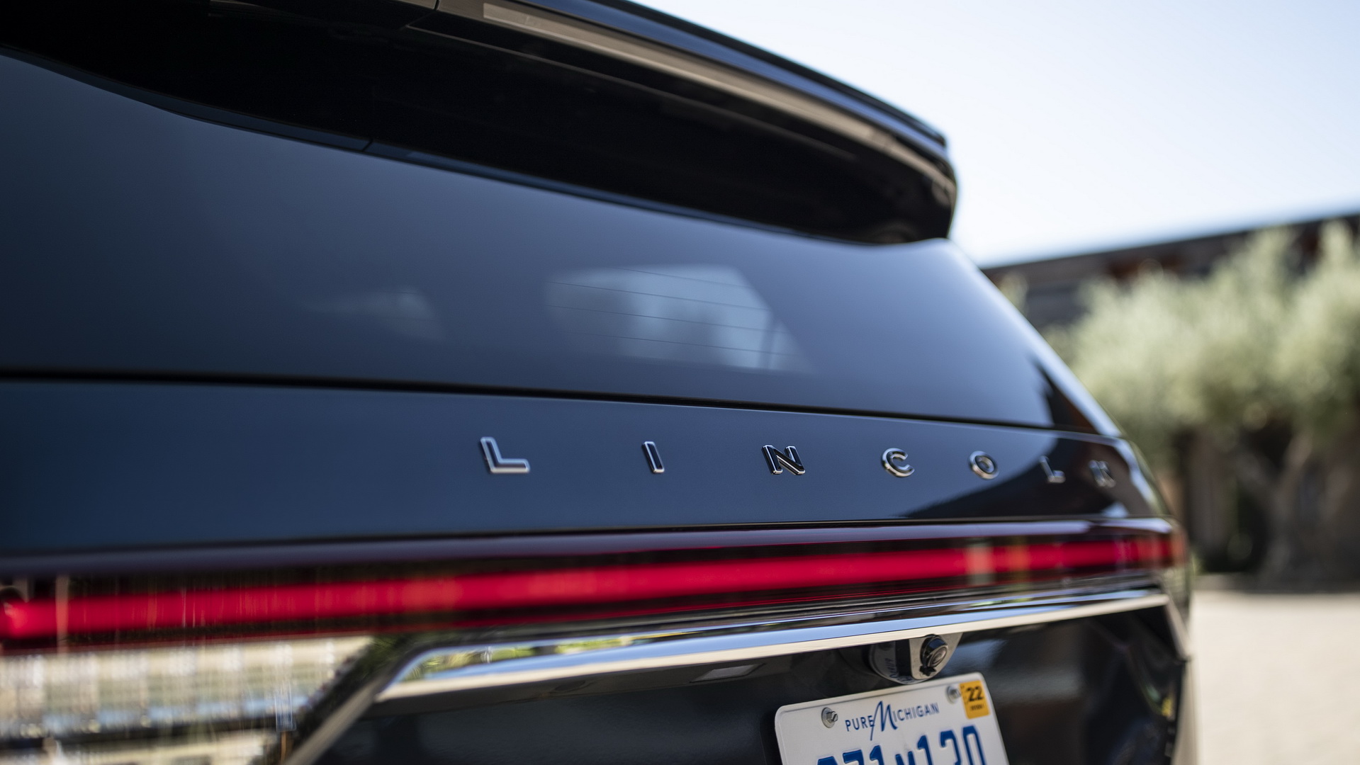 Check Out The 2020 Lincoln Aviator From Every Angle In Huge Photo Gallery