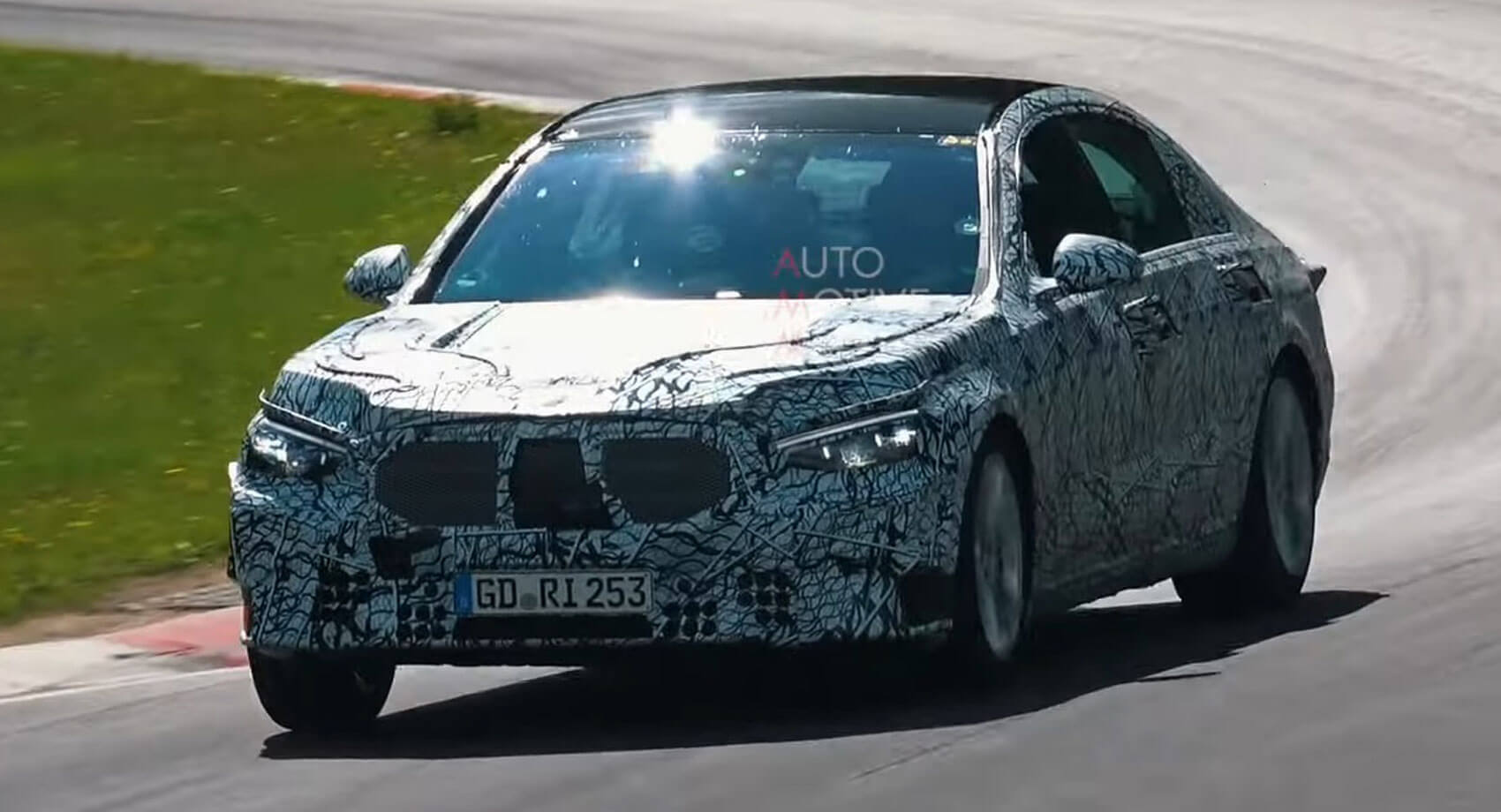 2020 Mercedes-Benz S-Class Wants To Rewrite The Rules In The Luxury Segment