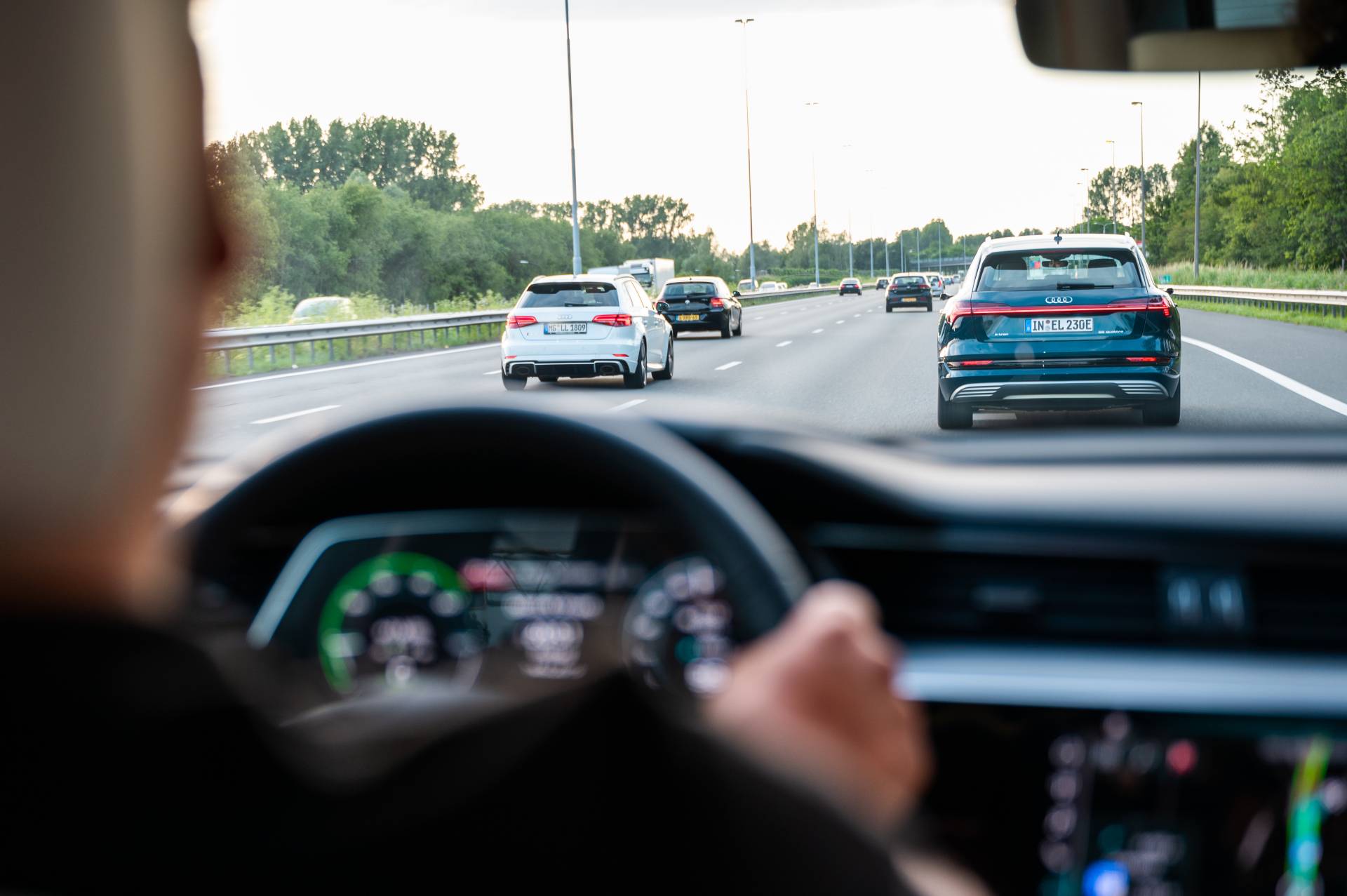 Audi E-Tron Fleet Crosses 10 Countries, Does 1,600 Km In 24 Hours