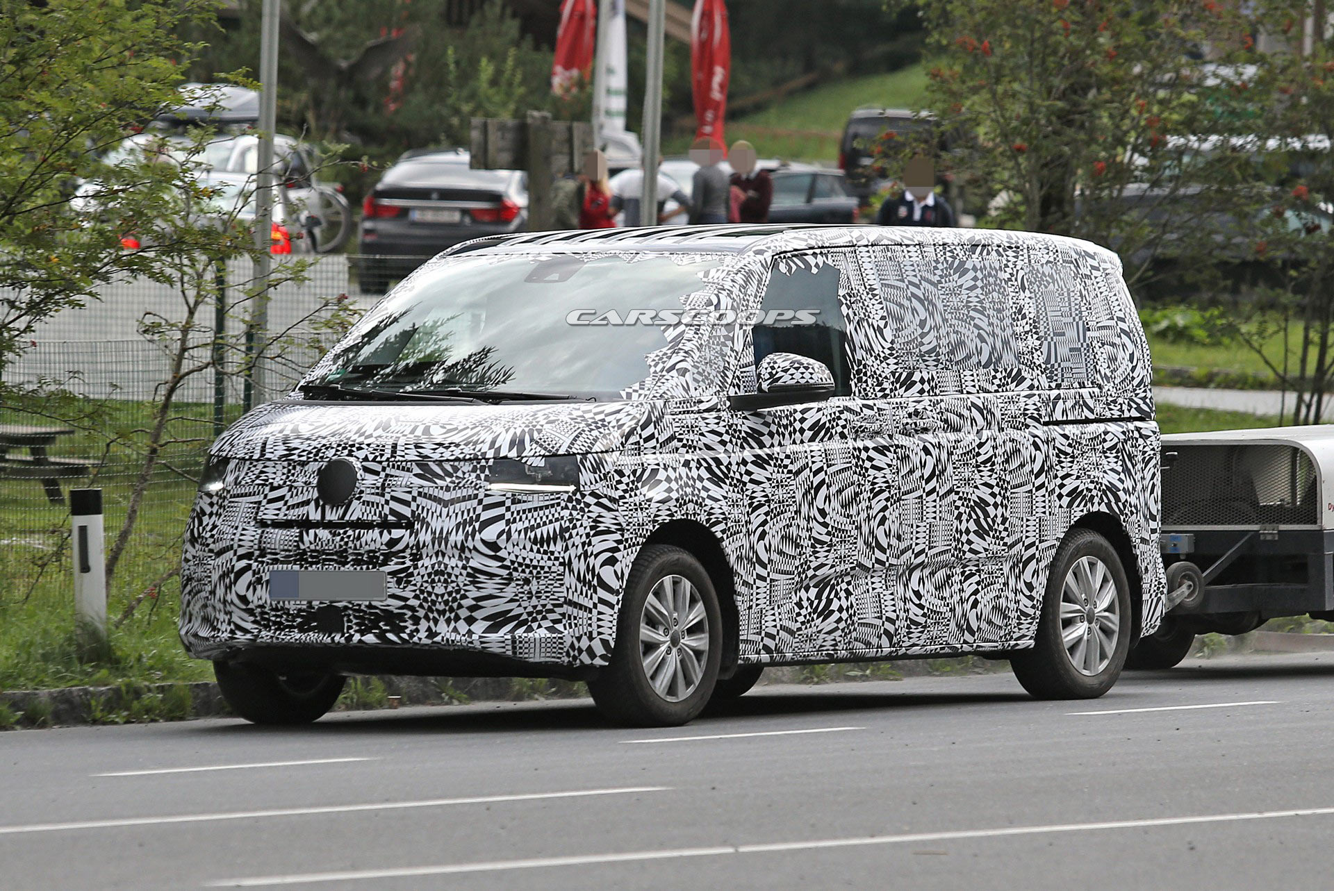 2021 VW T7 Shows Its New Face In Fresh Spy Photos