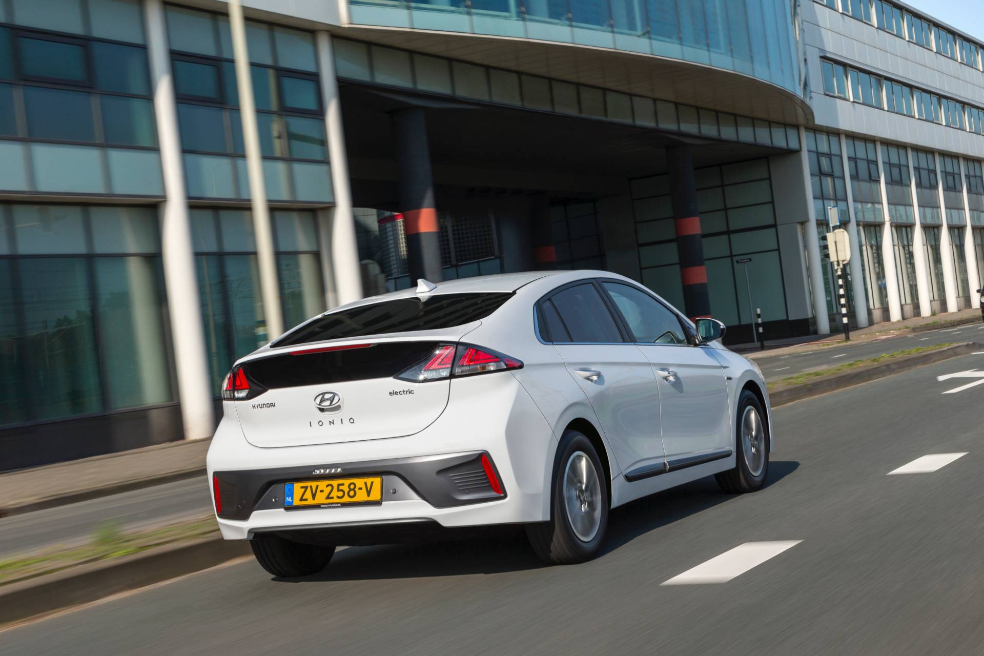 Facelifted 2020 Hyundai Ioniq Electric: Final Specs And New Photos Released