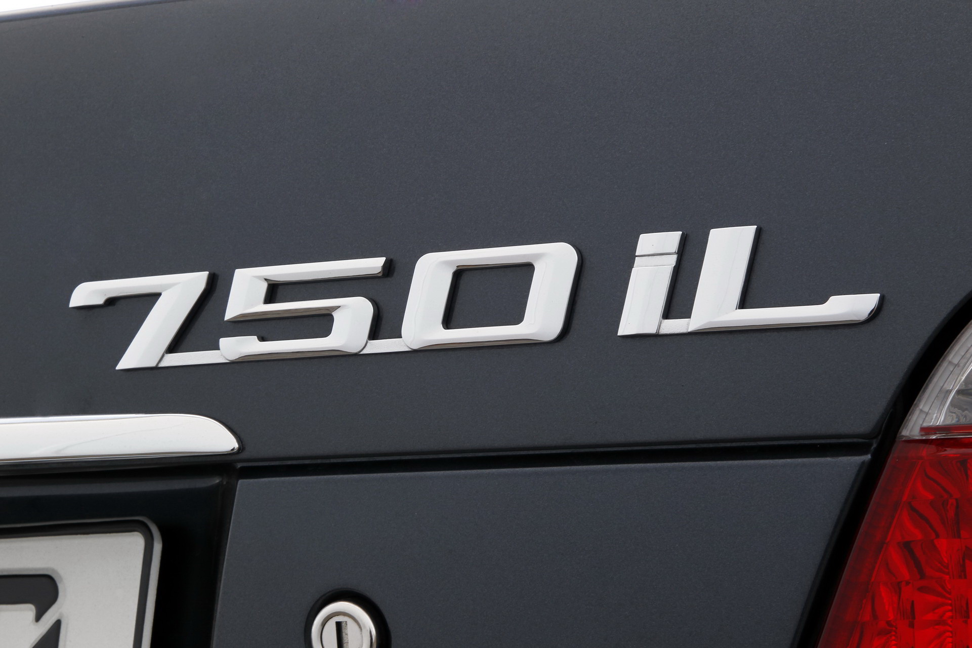 BMW 7-Series: What If The Next Gen Was Inspired By The E38?