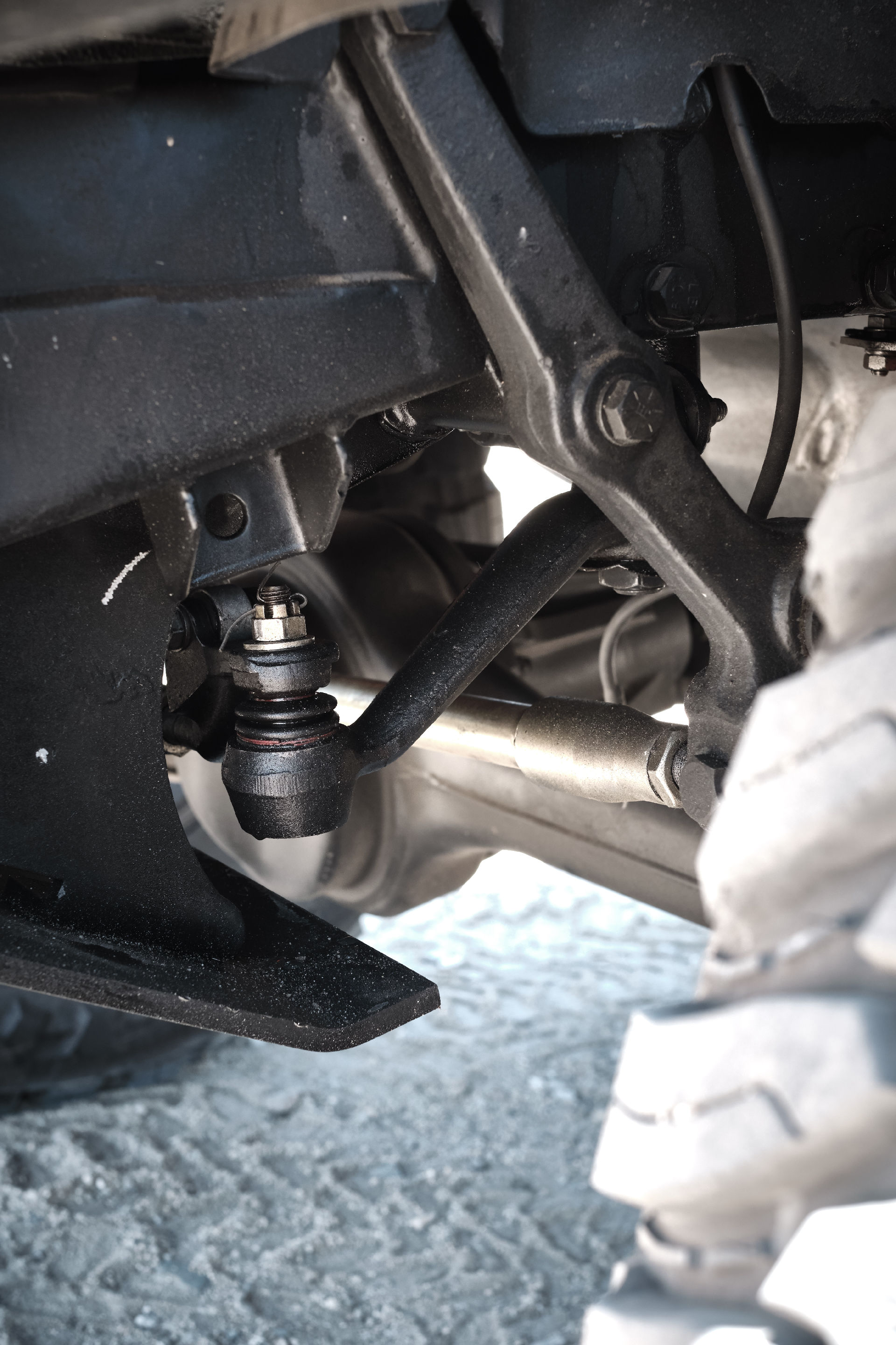 Himalaya Spectre Is A $250k Defender Inspired By 007’s Latest Film