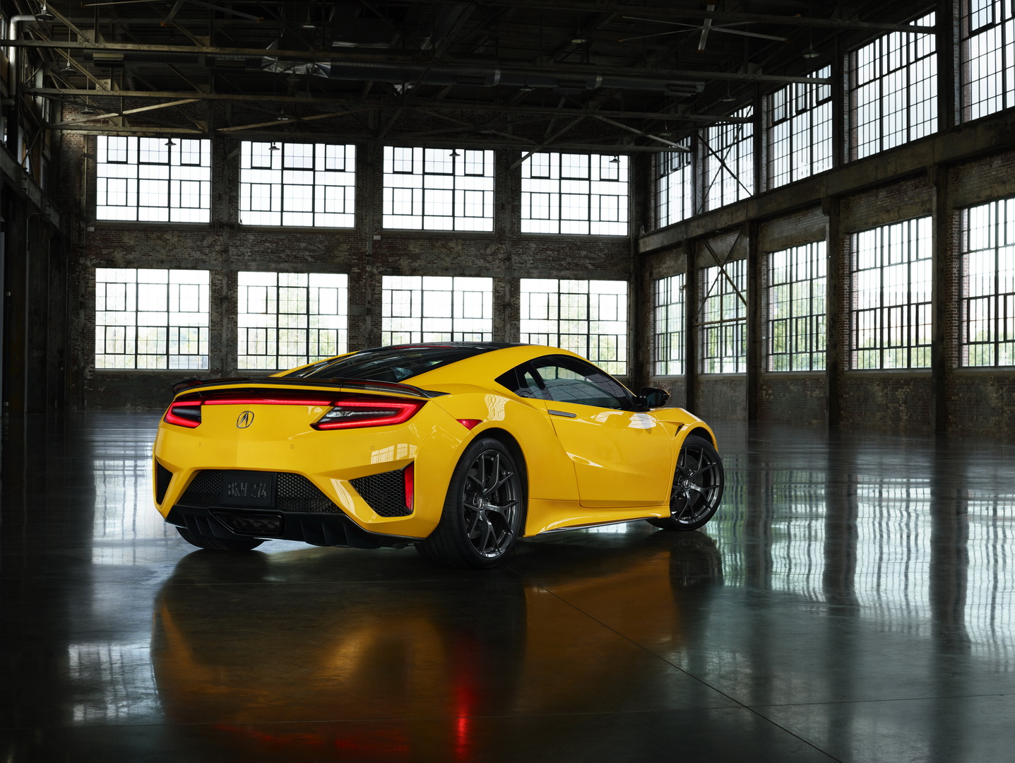 2020 Acura NSX Debuts Second Heritage Color, Indy Yellow Pearl
