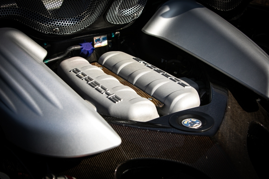 Low-Mileage Porsche Carrera GT And Rare Ferrari 512 BB Could Fetch A Combined $1 Million