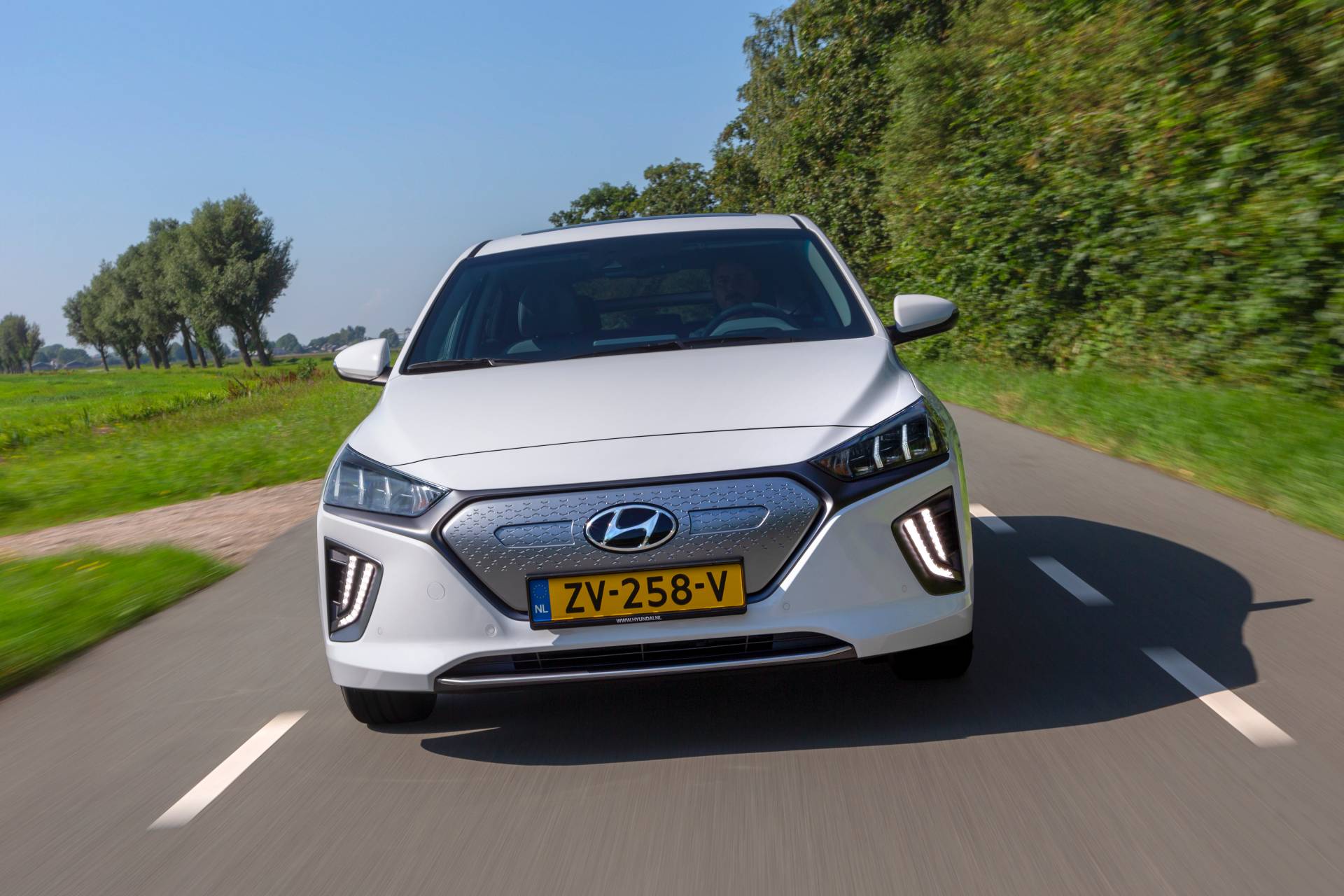 Facelifted 2020 Hyundai Ioniq Electric: Final Specs And New Photos Released