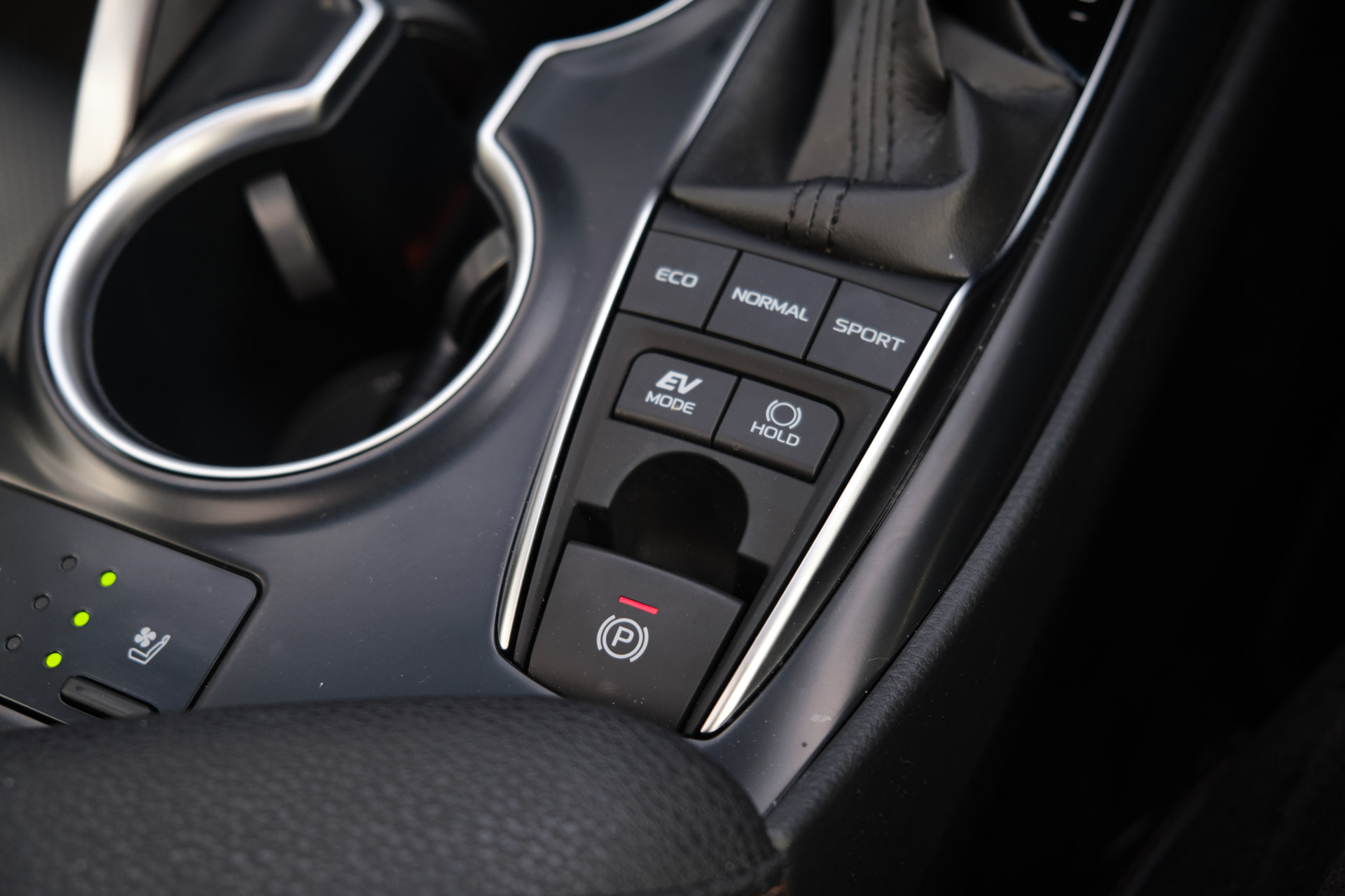 Driven: 2019 Toyota Camry Hybrid Is Worthy Of A Lexus Badge