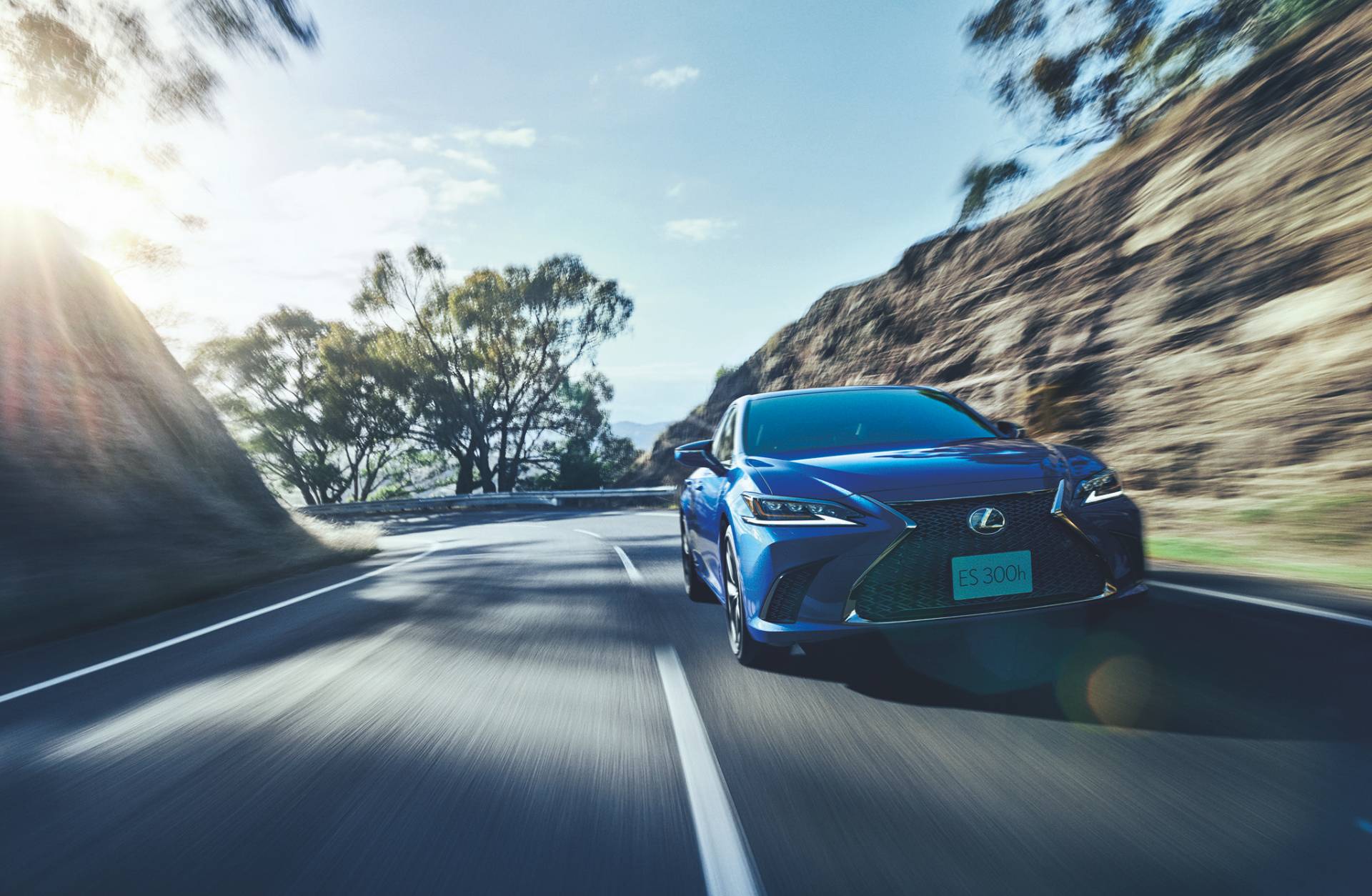 Lexus ES 300h F Sport Brings Sharp Looks And Adaptive Suspension To Australia