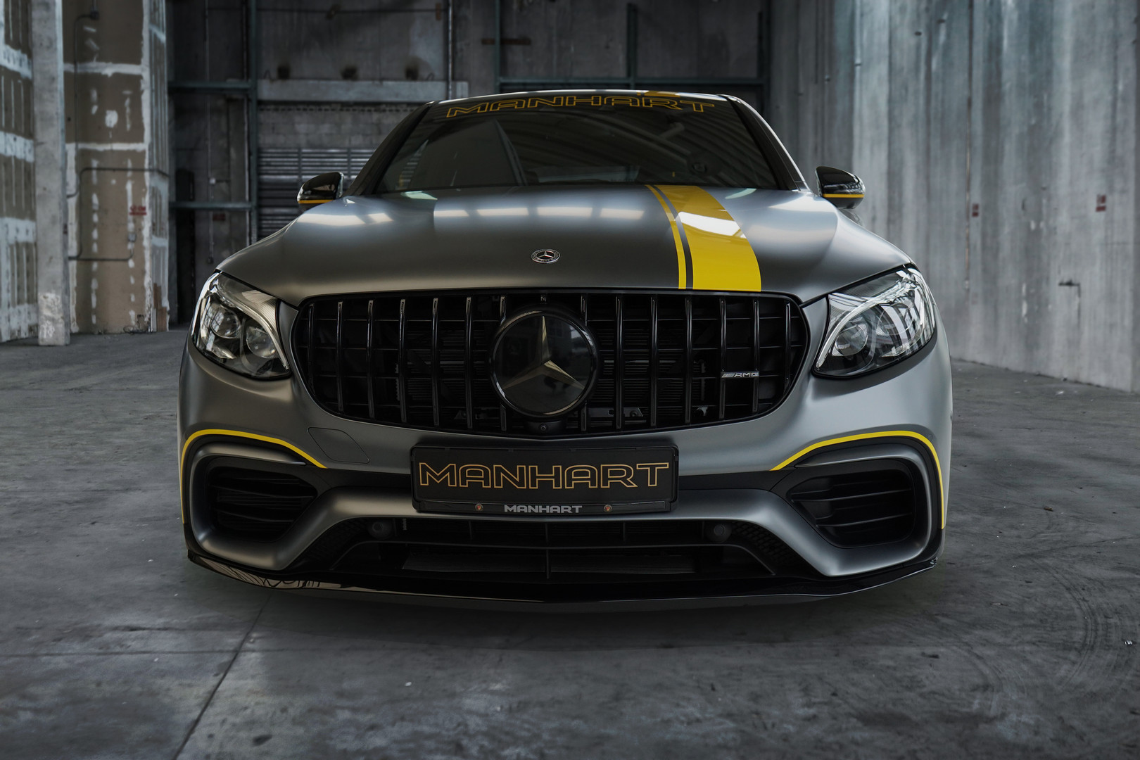 Mercedes-AMG GLC 63 S Isn’t Short On Power, But Manhart Gave It 700 HP Anyway