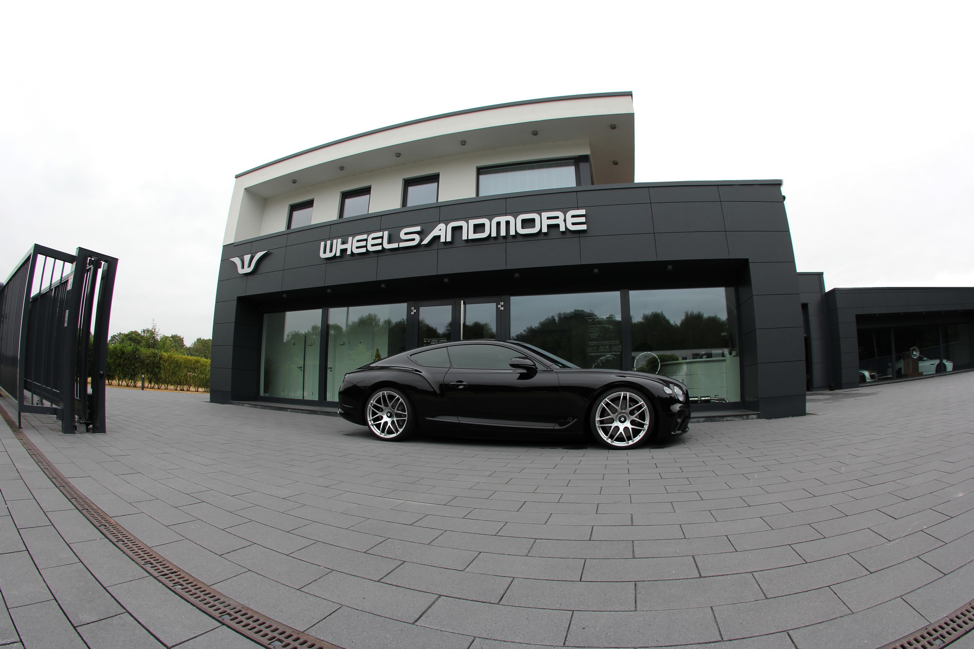 Wheelsandmore Dials New Bentley Continental GT To 784 HP