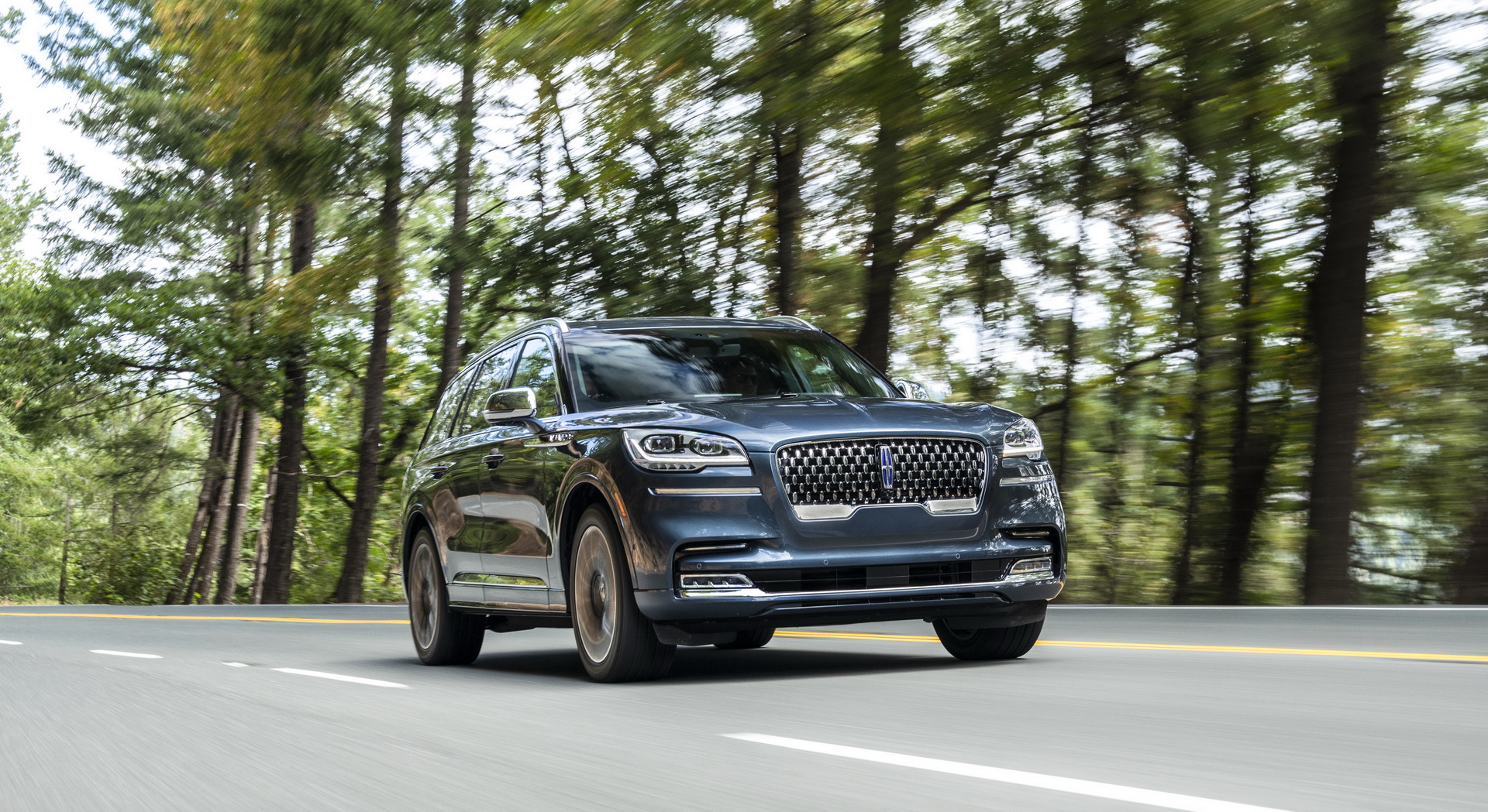 Check Out The 2020 Lincoln Aviator From Every Angle In Huge Photo Gallery