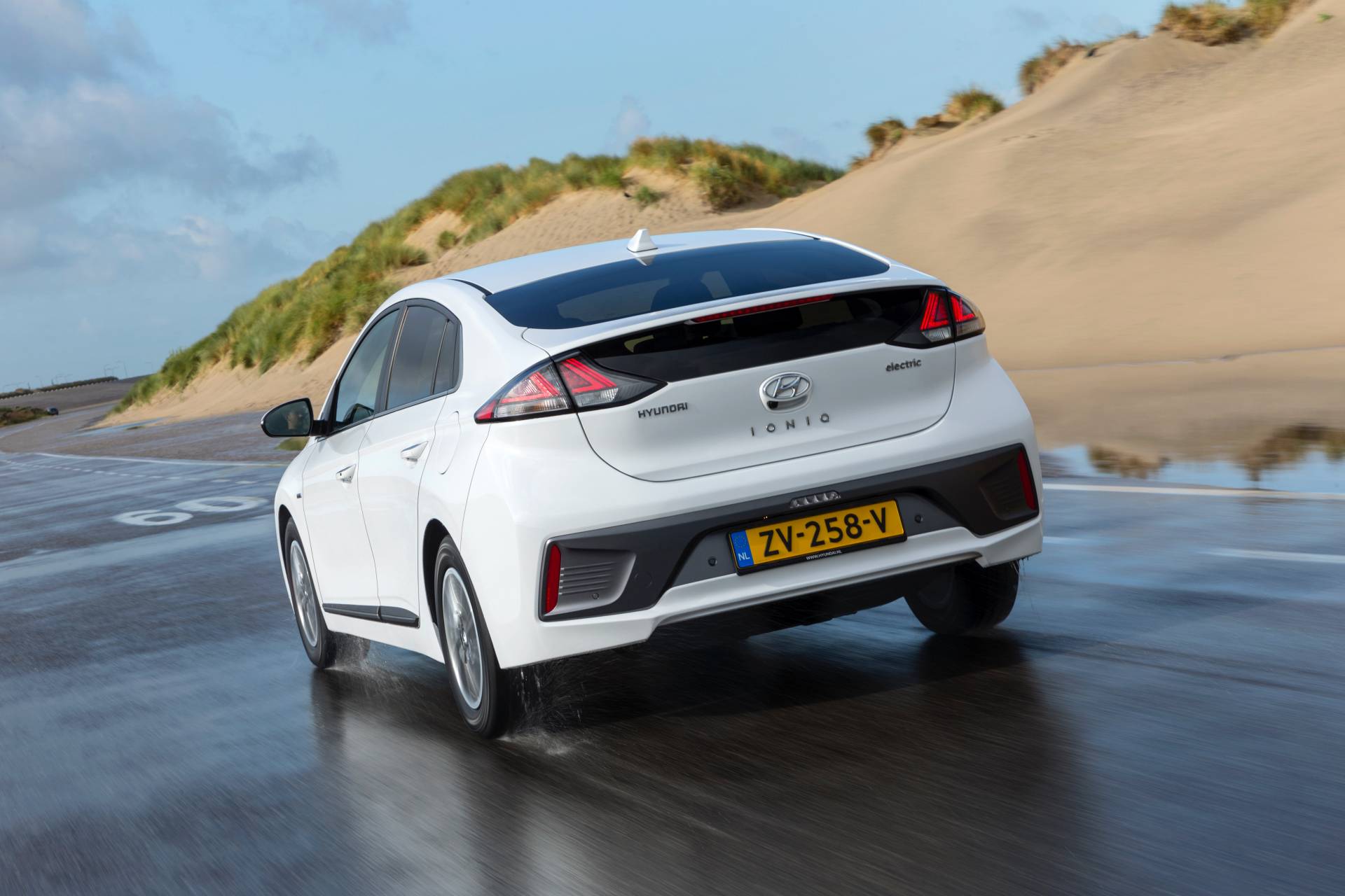Facelifted 2020 Hyundai Ioniq Electric: Final Specs And New Photos Released