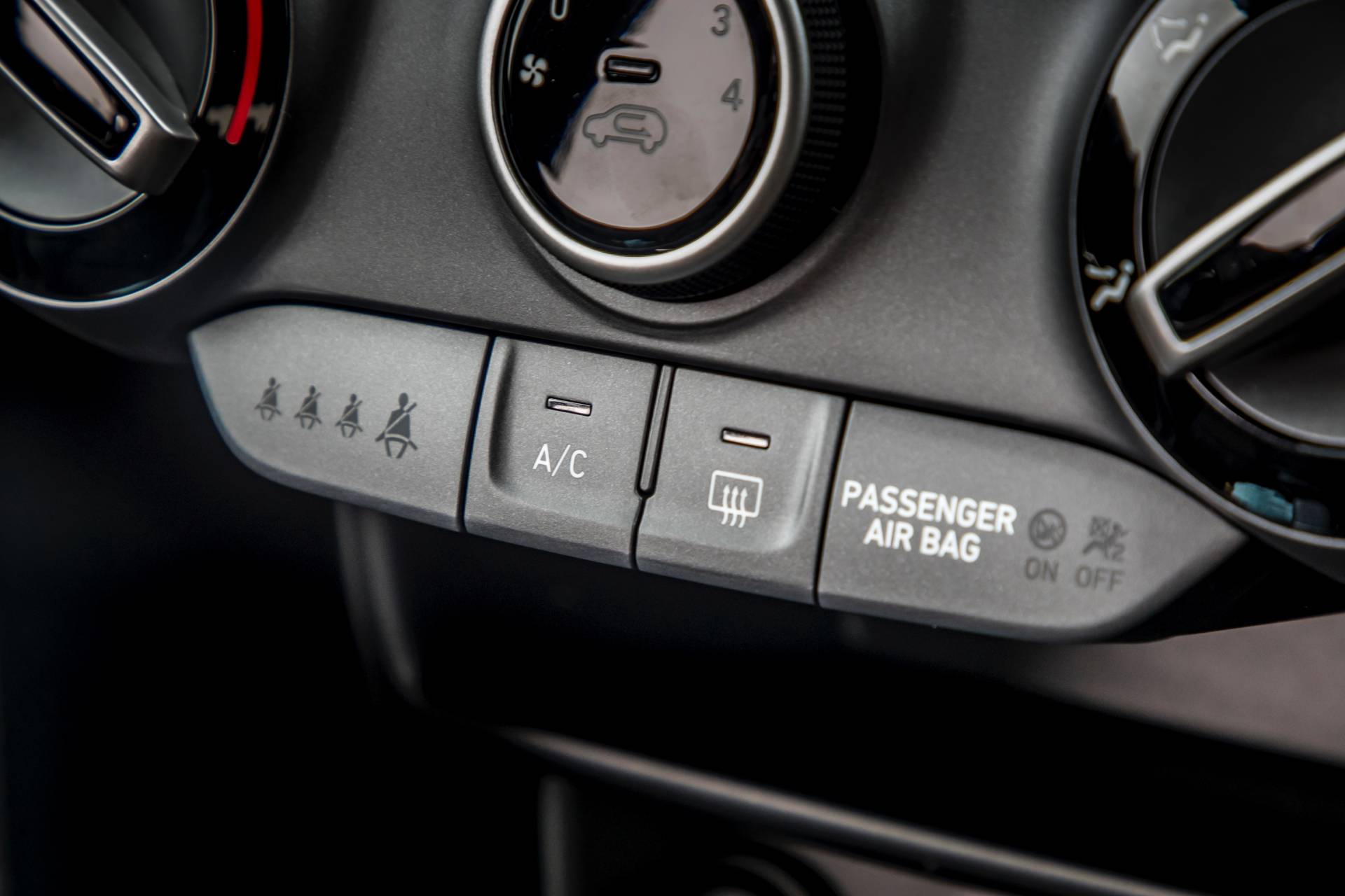 Hyundai UK Releases £18,355 Kona Play High-Spec Model