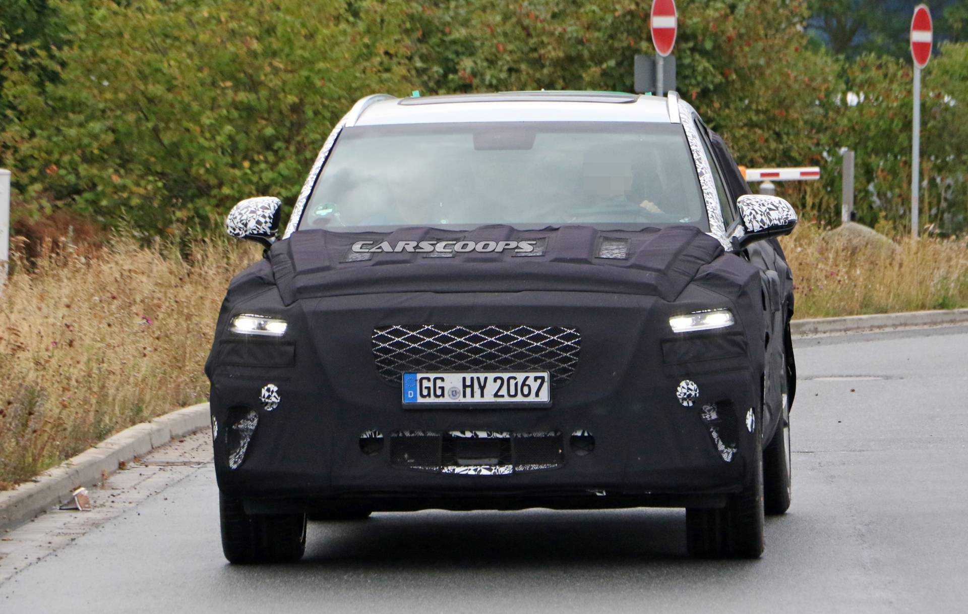 2020 Genesis GV80 Reveals Concept-Inspired Lights, Proportions