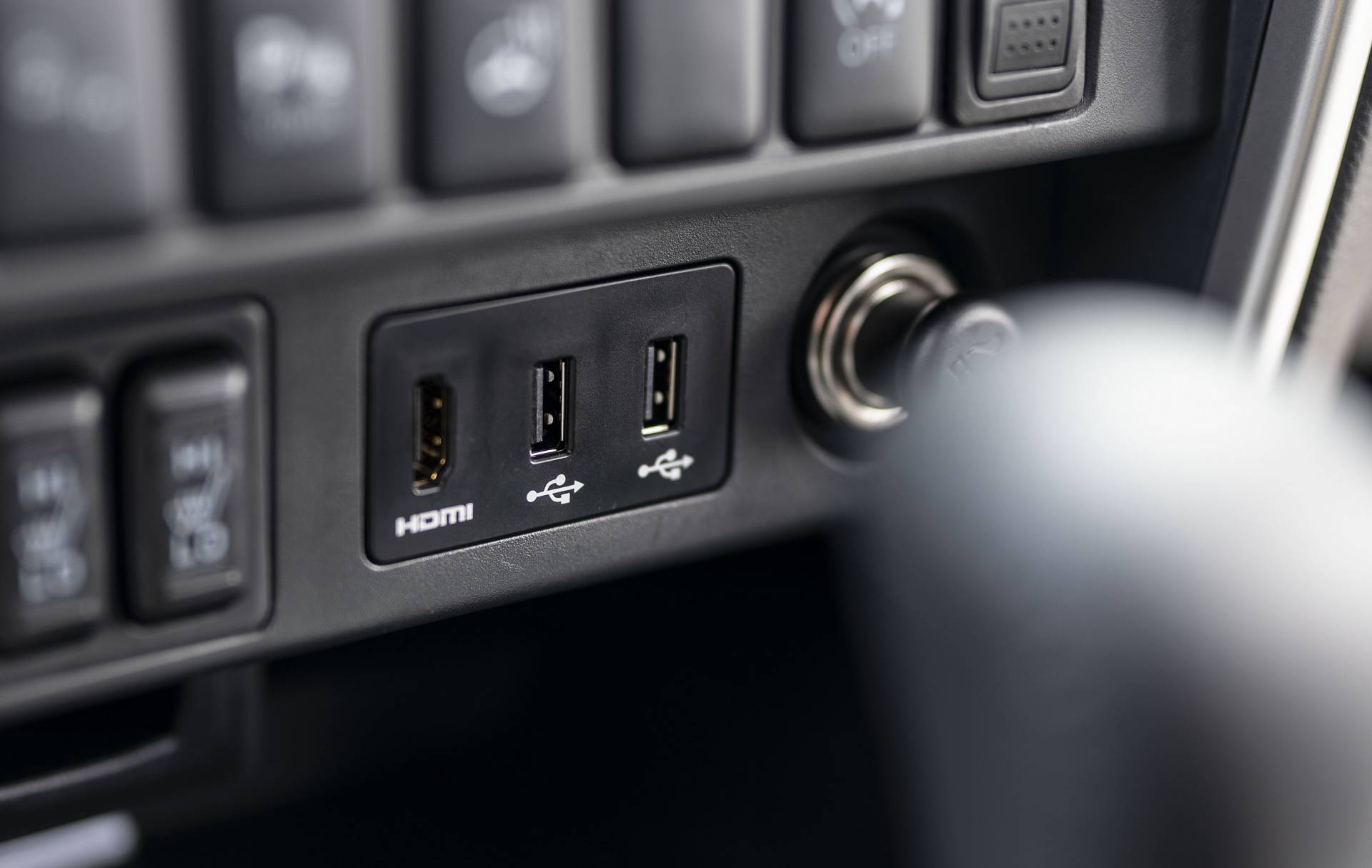 2020 Mitsubishi L200 Arrives In The UK With £21,515 Base Price