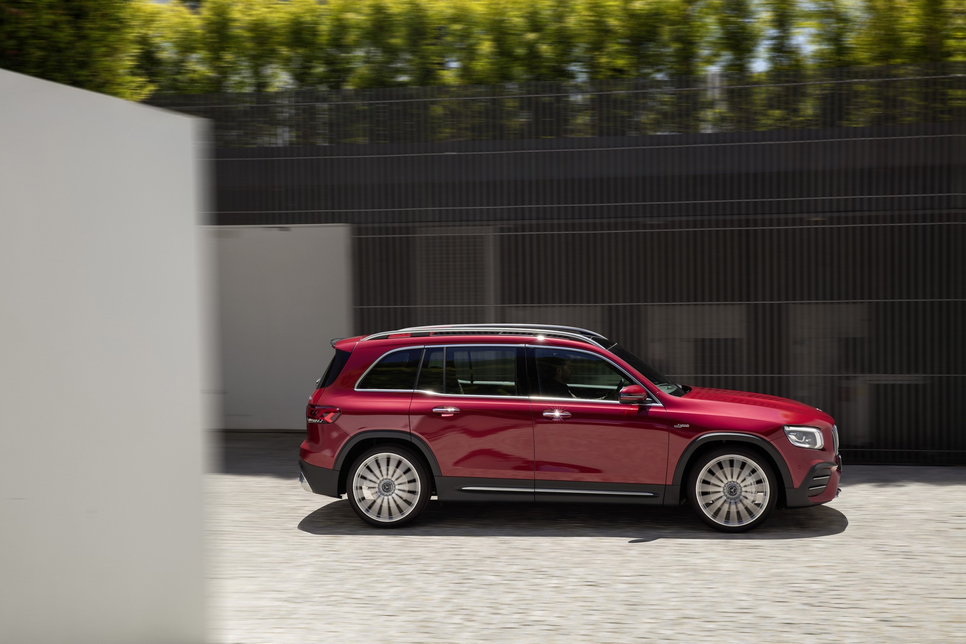 Mercedes-AMG GLB 35 Packs Seven Seats And 302 HP