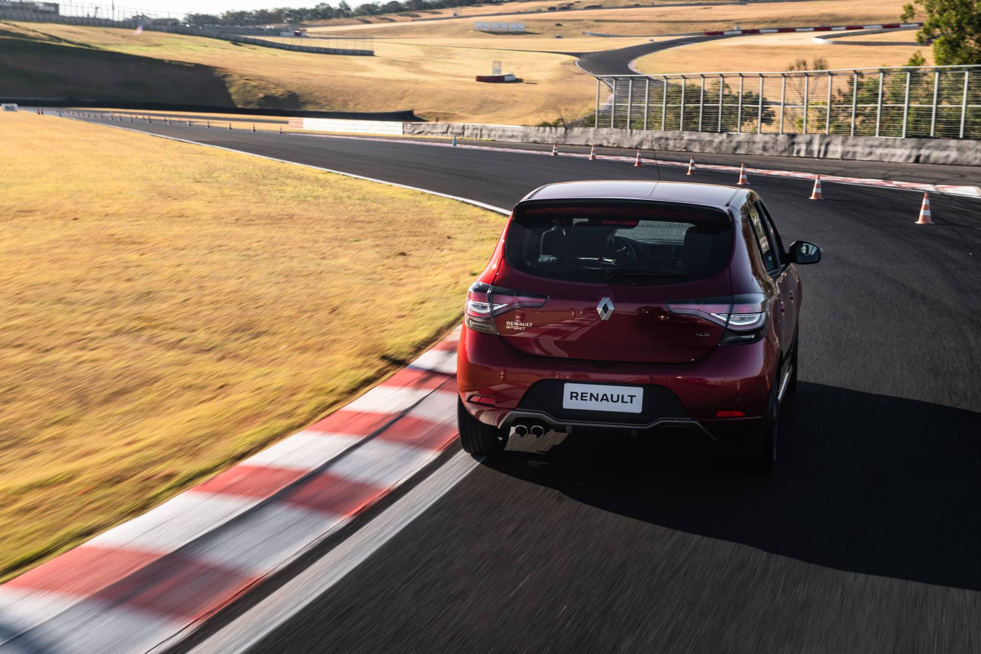 2020 Renault Sandero RS Revealed, Remains A South America-Only Affair