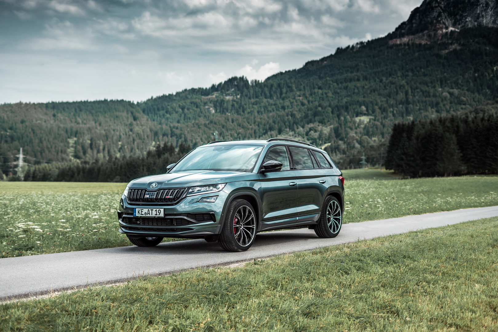 Skoda Kodiaq RS By ABT Now Boasts 266 HP, Even Sportier Stance