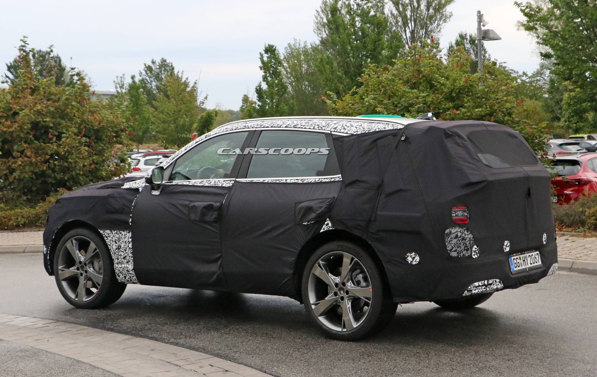 2020 Genesis GV80 Reveals Concept-Inspired Lights, Proportions