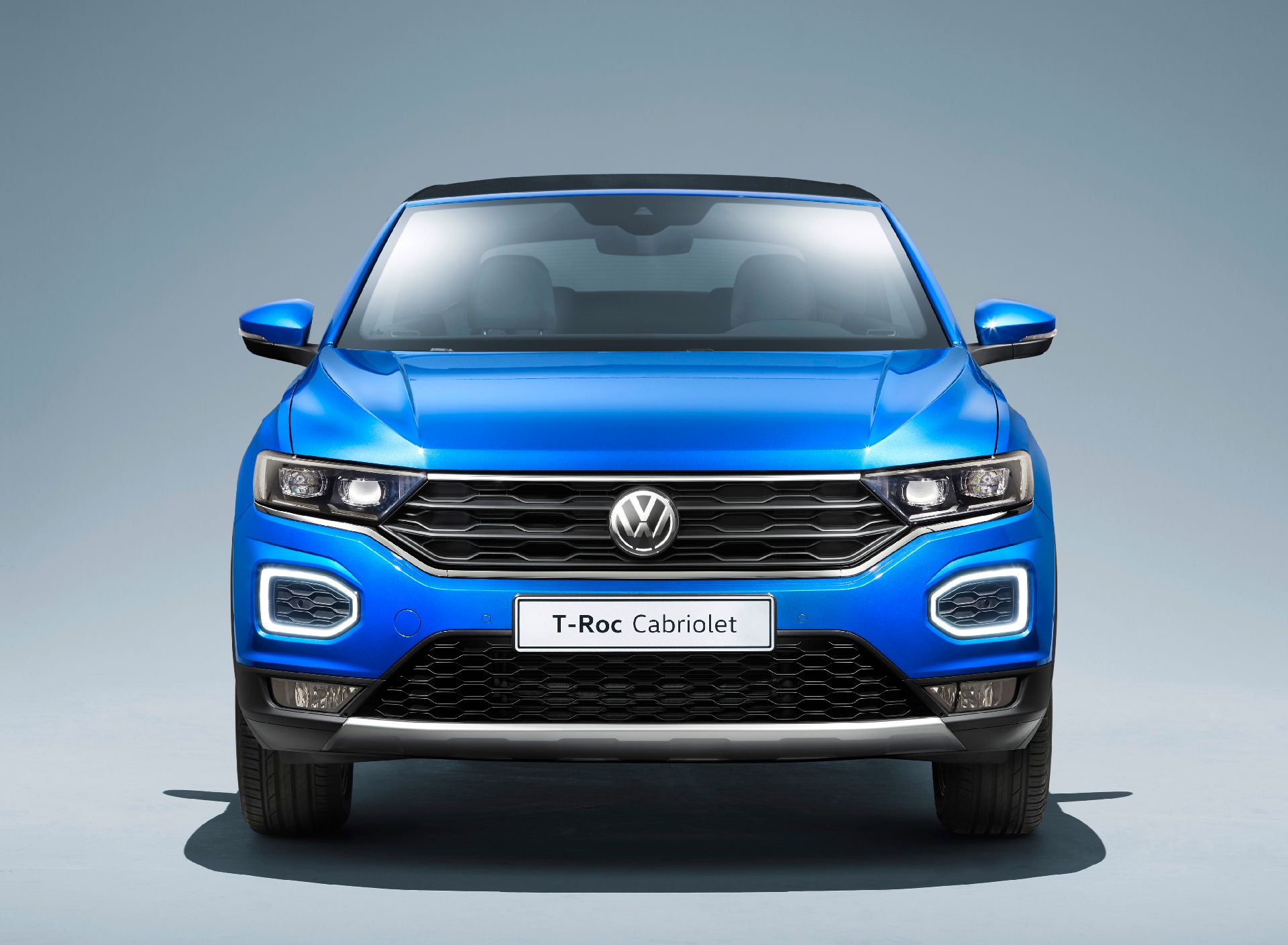 Volkswagen T-Roc Cabriolet Is A Crossover For Droptop Lovers