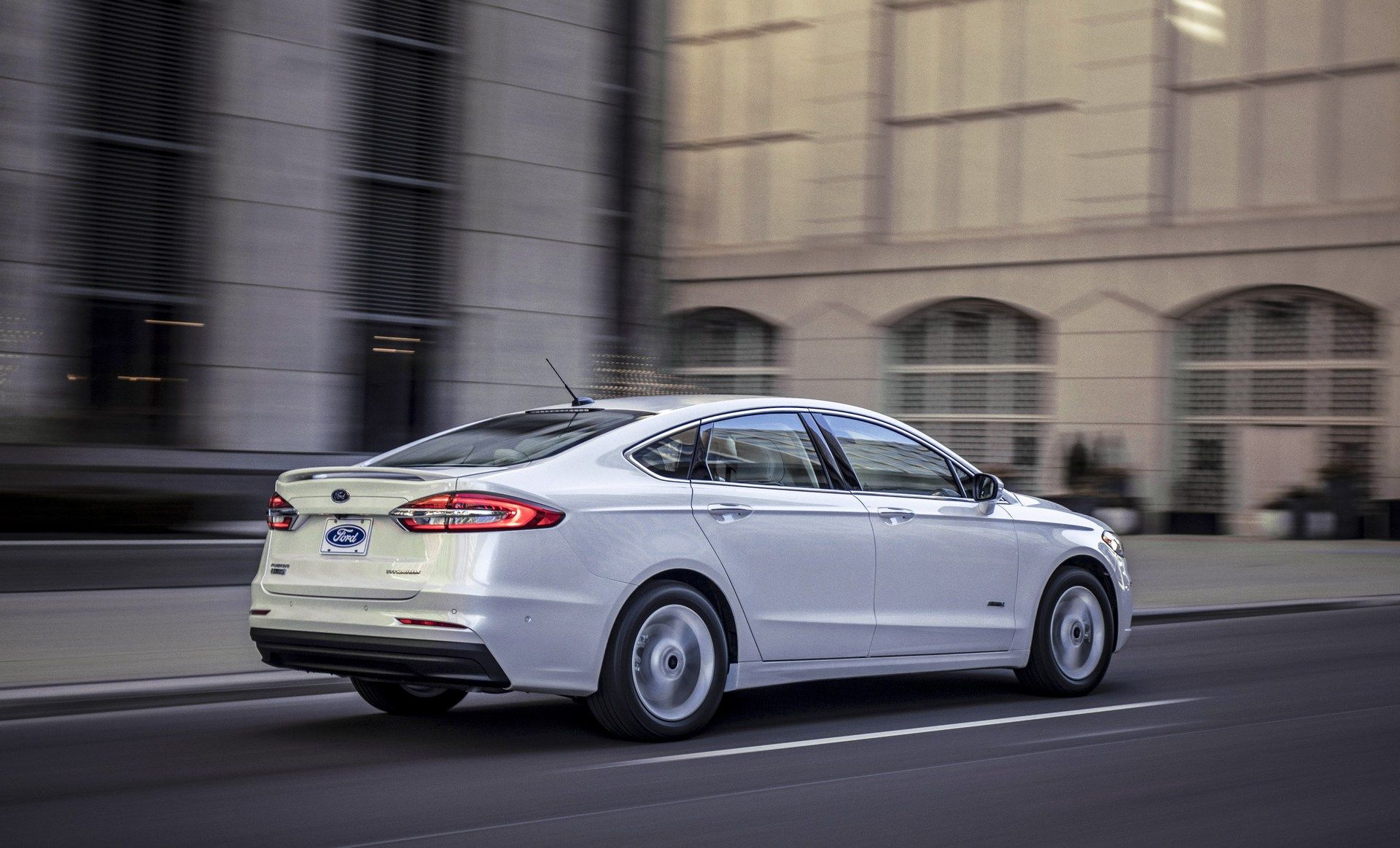 Ford Issues Recall For More Than 100,000 Fusions And Lincoln MKZs
