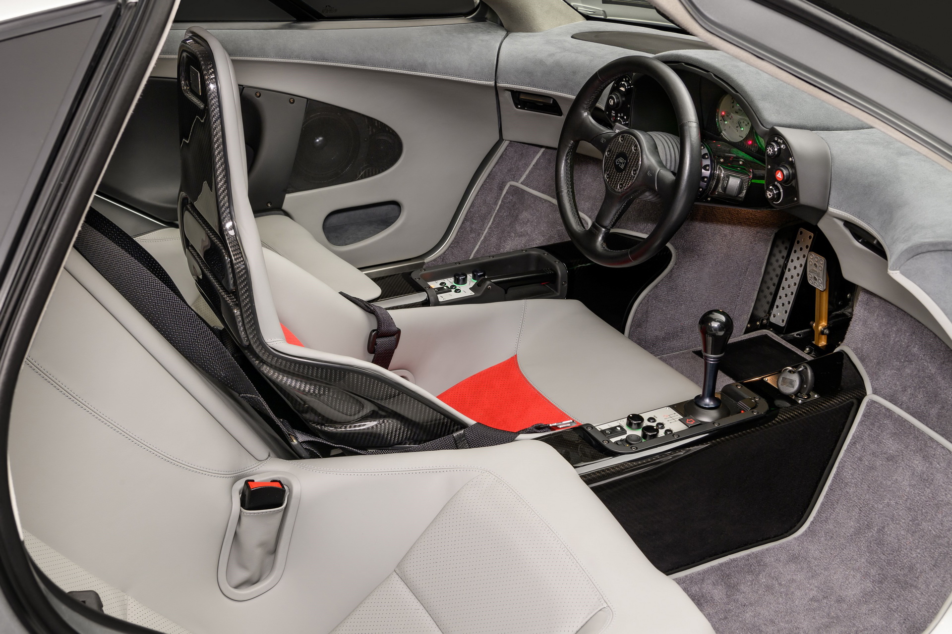 MSO-Restored McLaren F1 To Be Displayed In The UK