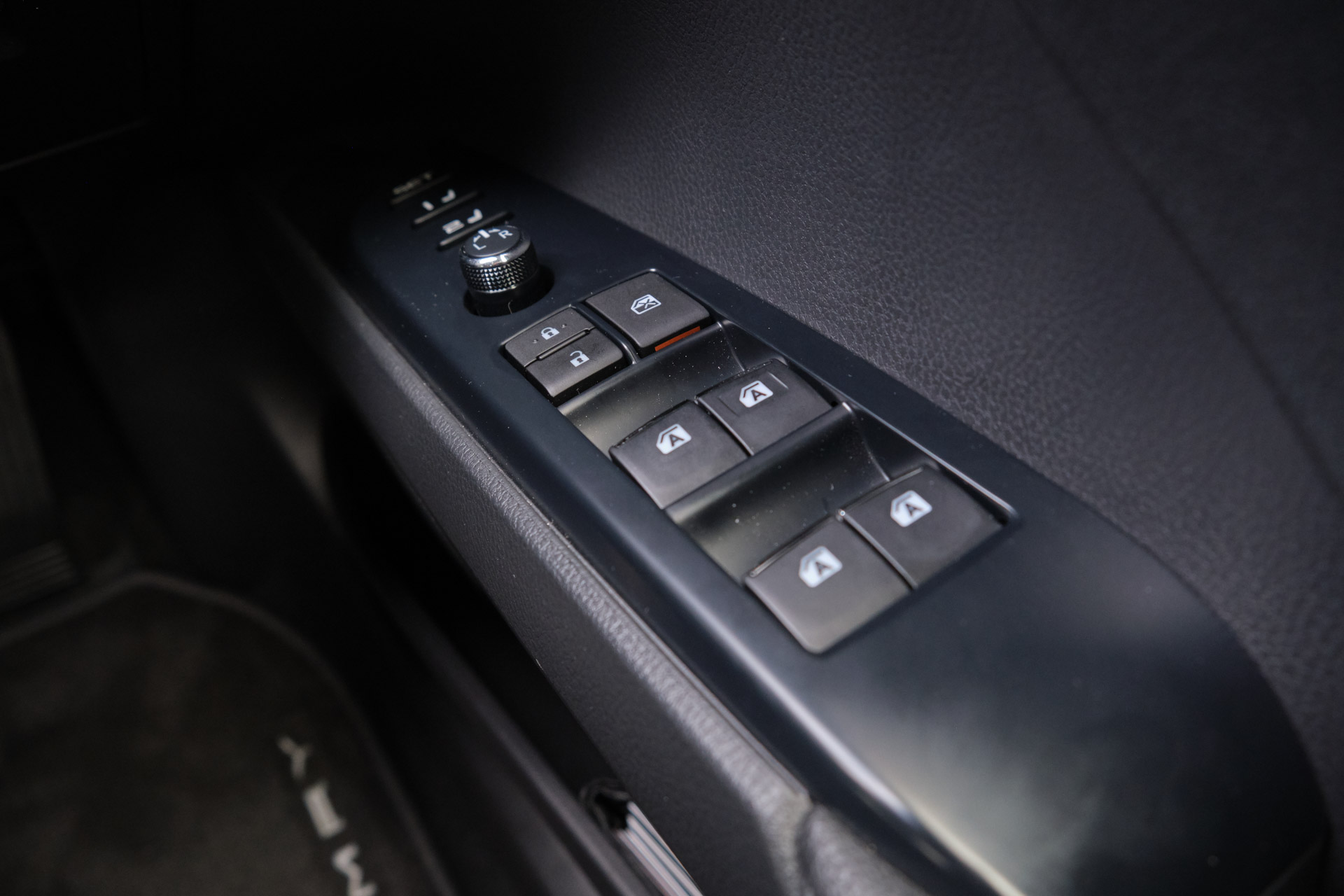 Driven: 2019 Toyota Camry Hybrid Is Worthy Of A Lexus Badge