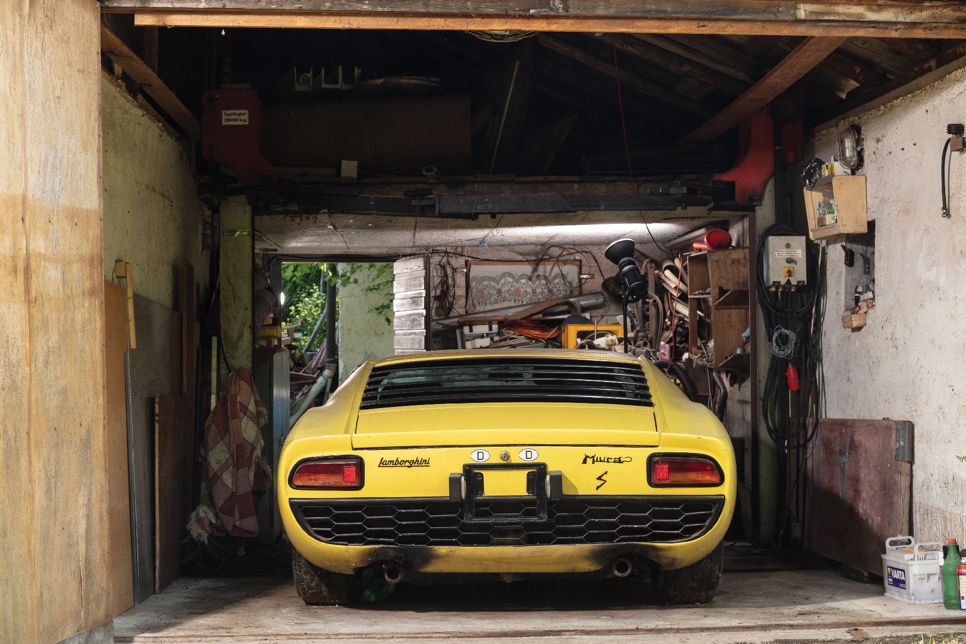 Lamborghini Miura Barn Find Expected To Sell For $1.2 Million
