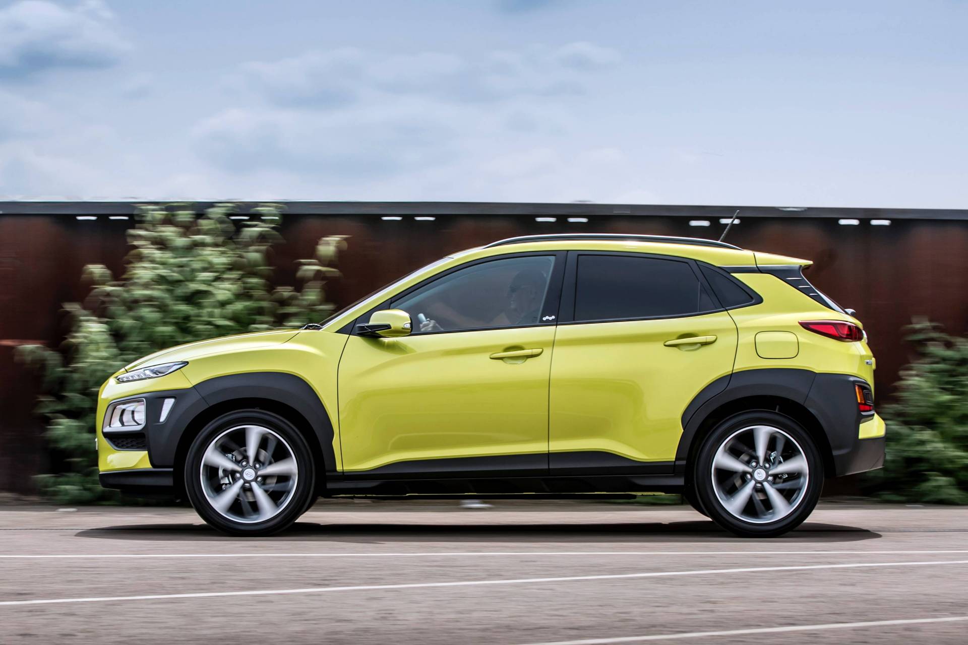 Hyundai UK Releases £18,355 Kona Play High-Spec Model