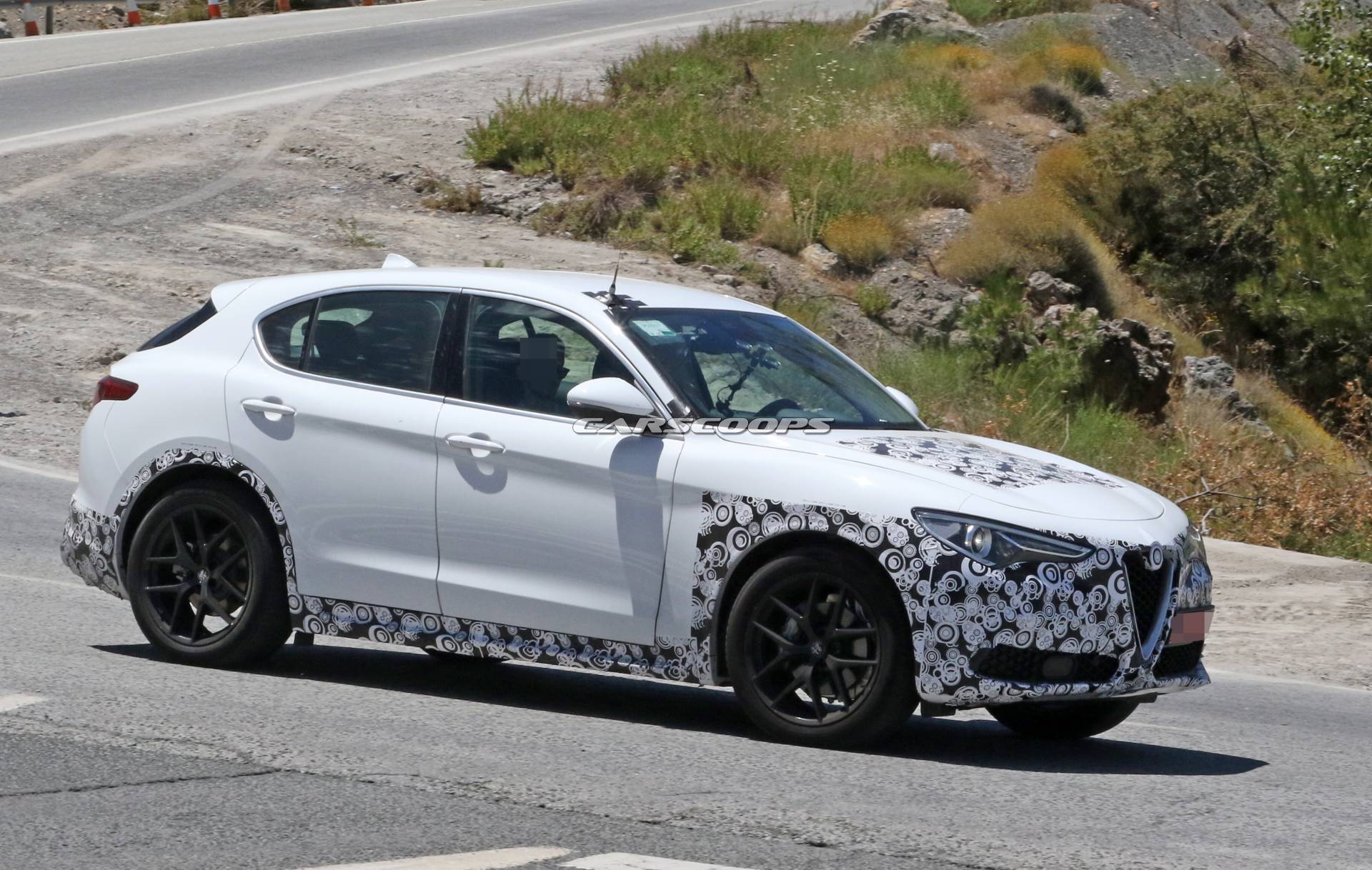 2021 Alfa Romeo Stelvio Facelift Spotted, Could Get Mild Hybrid Tech