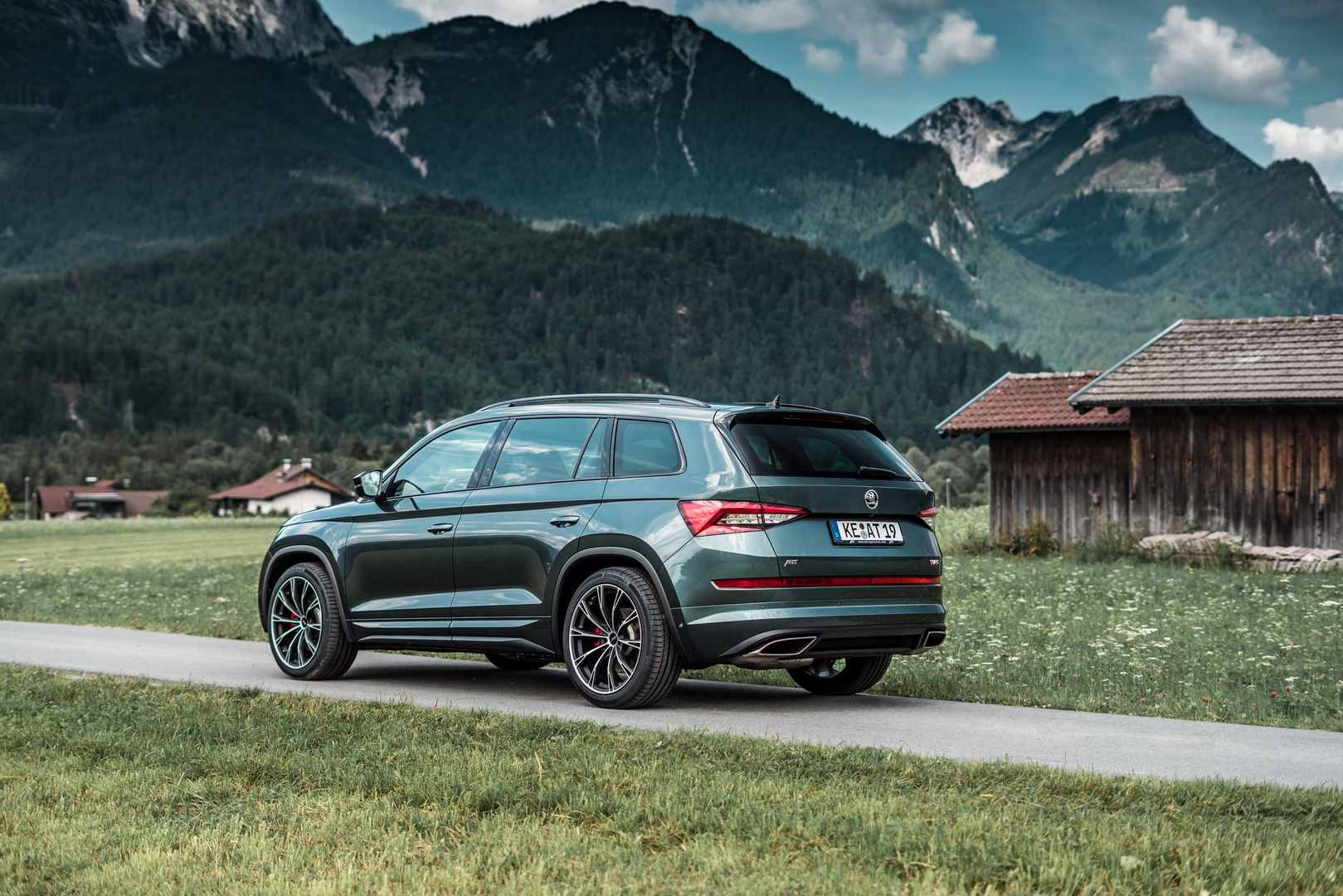 Skoda Kodiaq RS By ABT Now Boasts 266 HP, Even Sportier Stance