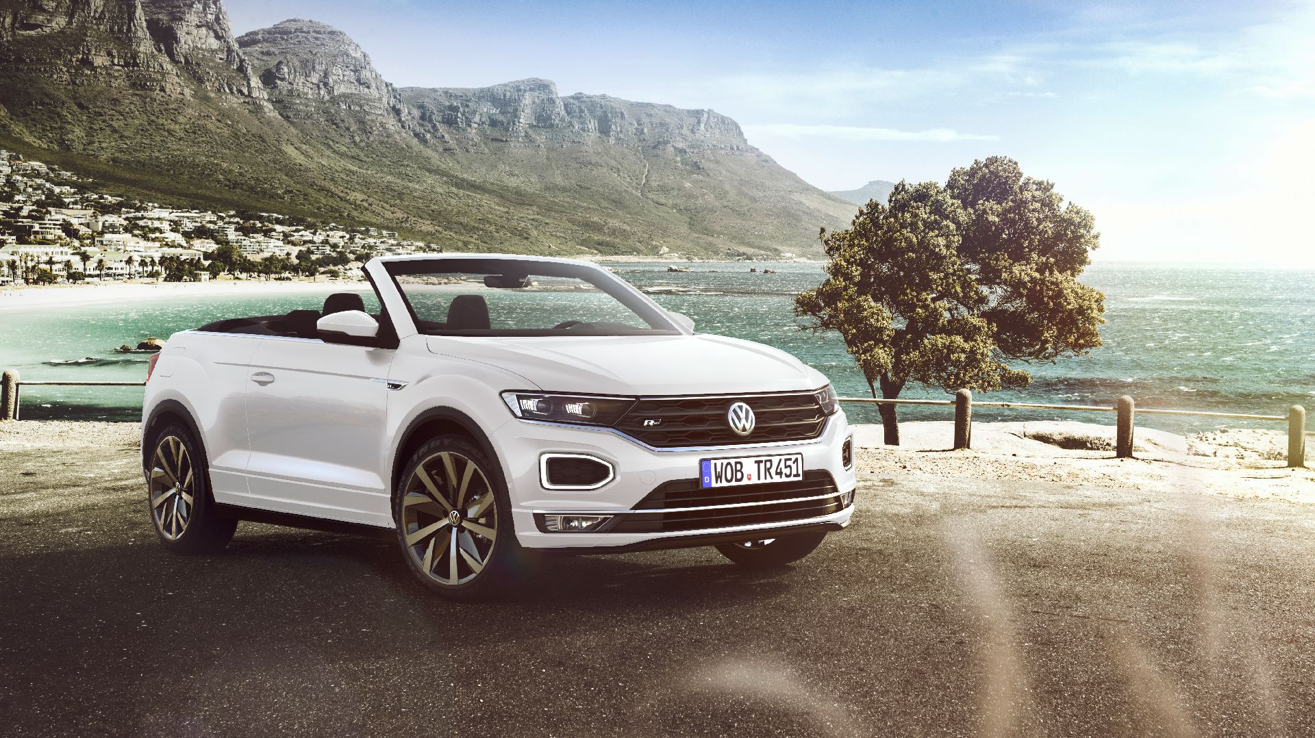 Volkswagen T-Roc Cabriolet Is A Crossover For Droptop Lovers