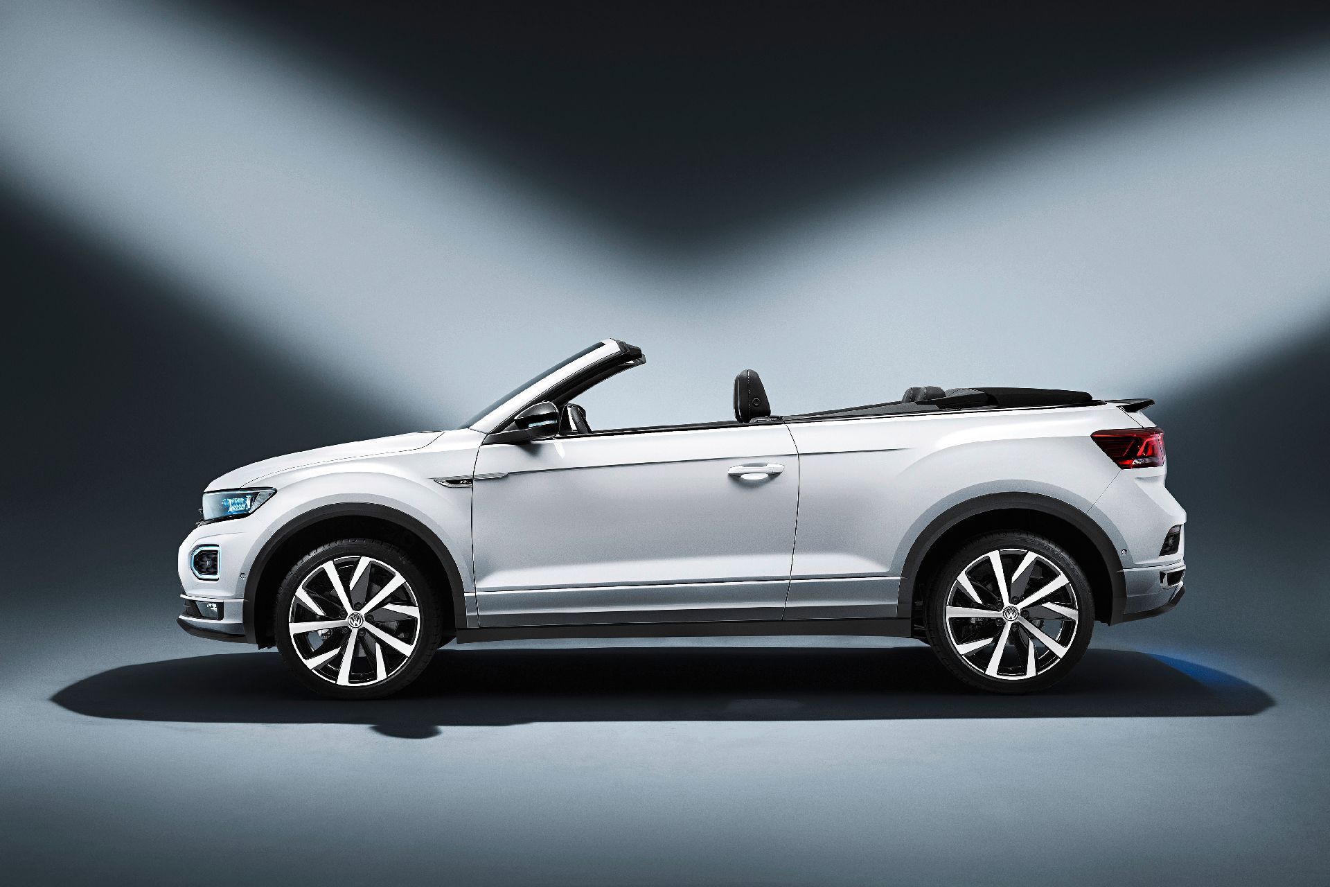 Volkswagen T-Roc Cabriolet Is A Crossover For Droptop Lovers