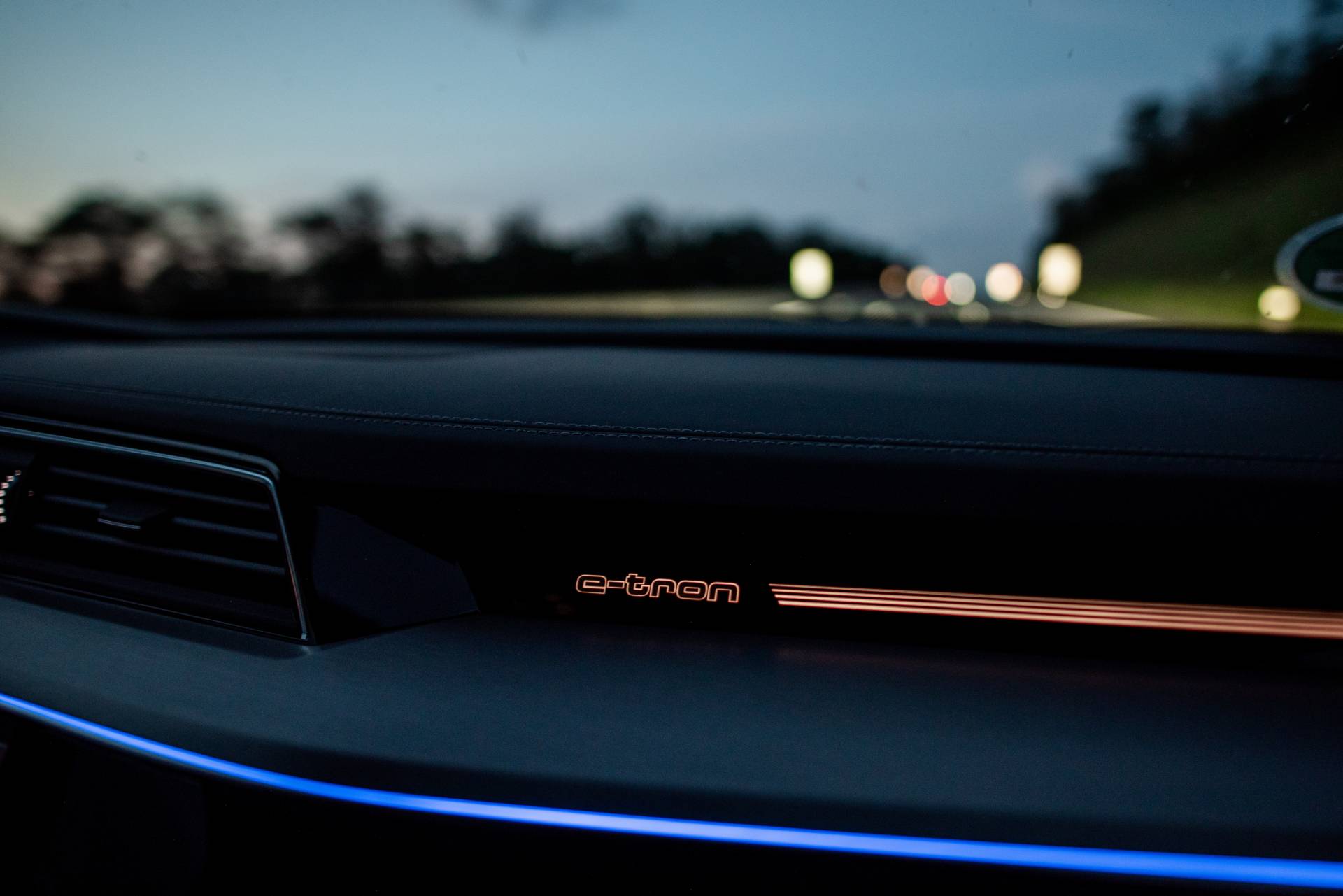 Audi E-Tron Fleet Crosses 10 Countries, Does 1,600 Km In 24 Hours