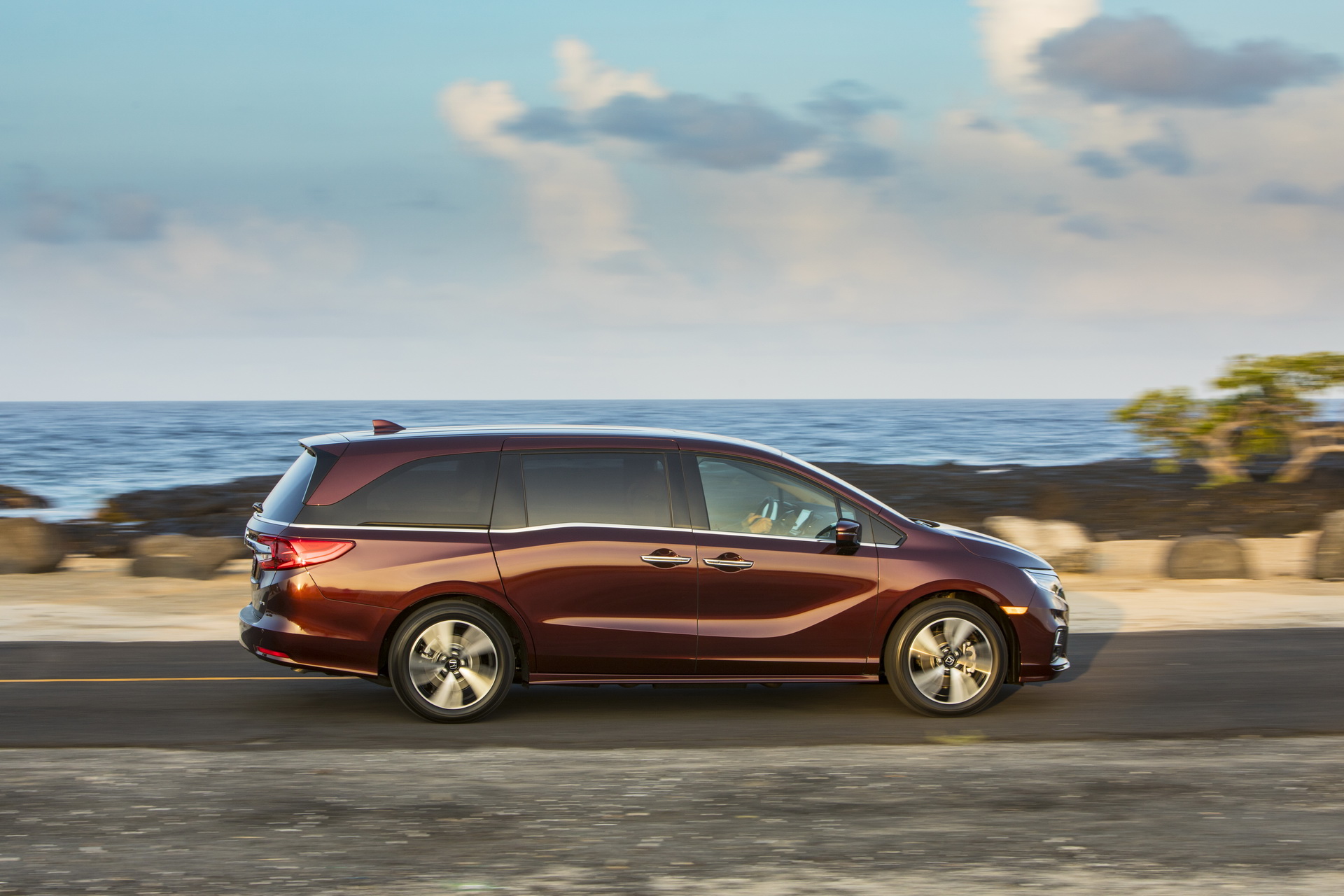 2020 Honda Odyssey Gains Special Package For 25th Anniversary