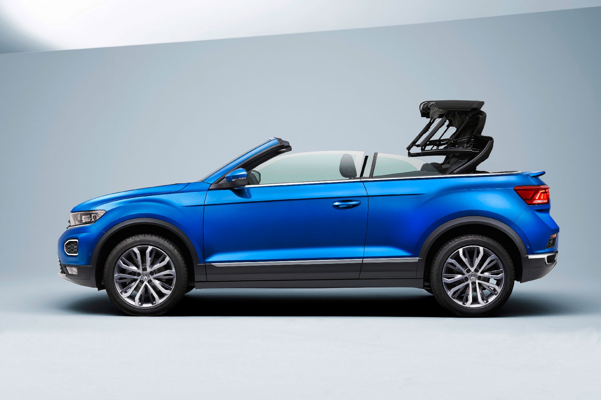 VW T-Roc Cabrio Shares Its Production Site With The Porsche Cayman
