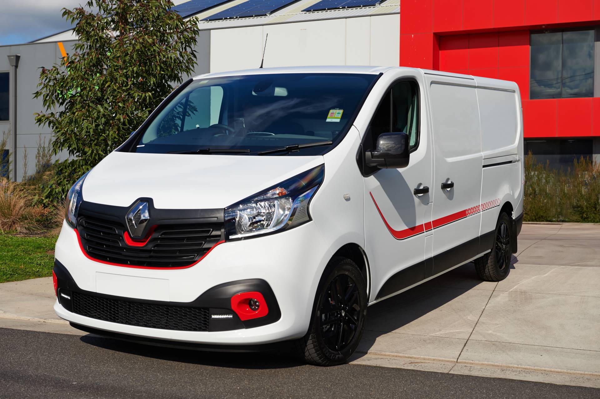 Renault Trafic Formula Edition Returns To Australia, Packs Megane RS Manual Gearbox