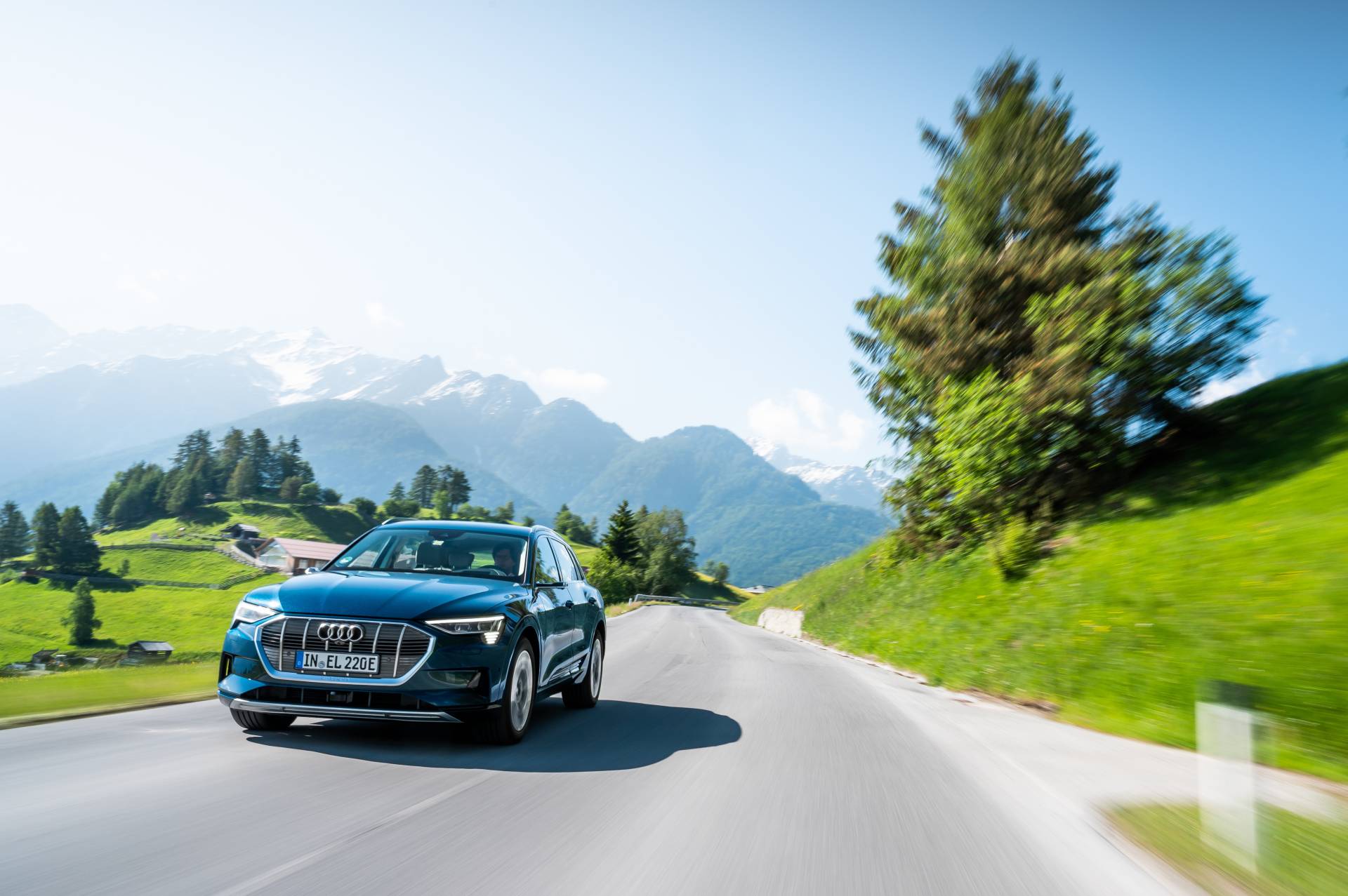 Audi E-Tron Fleet Crosses 10 Countries, Does 1,600 Km In 24 Hours