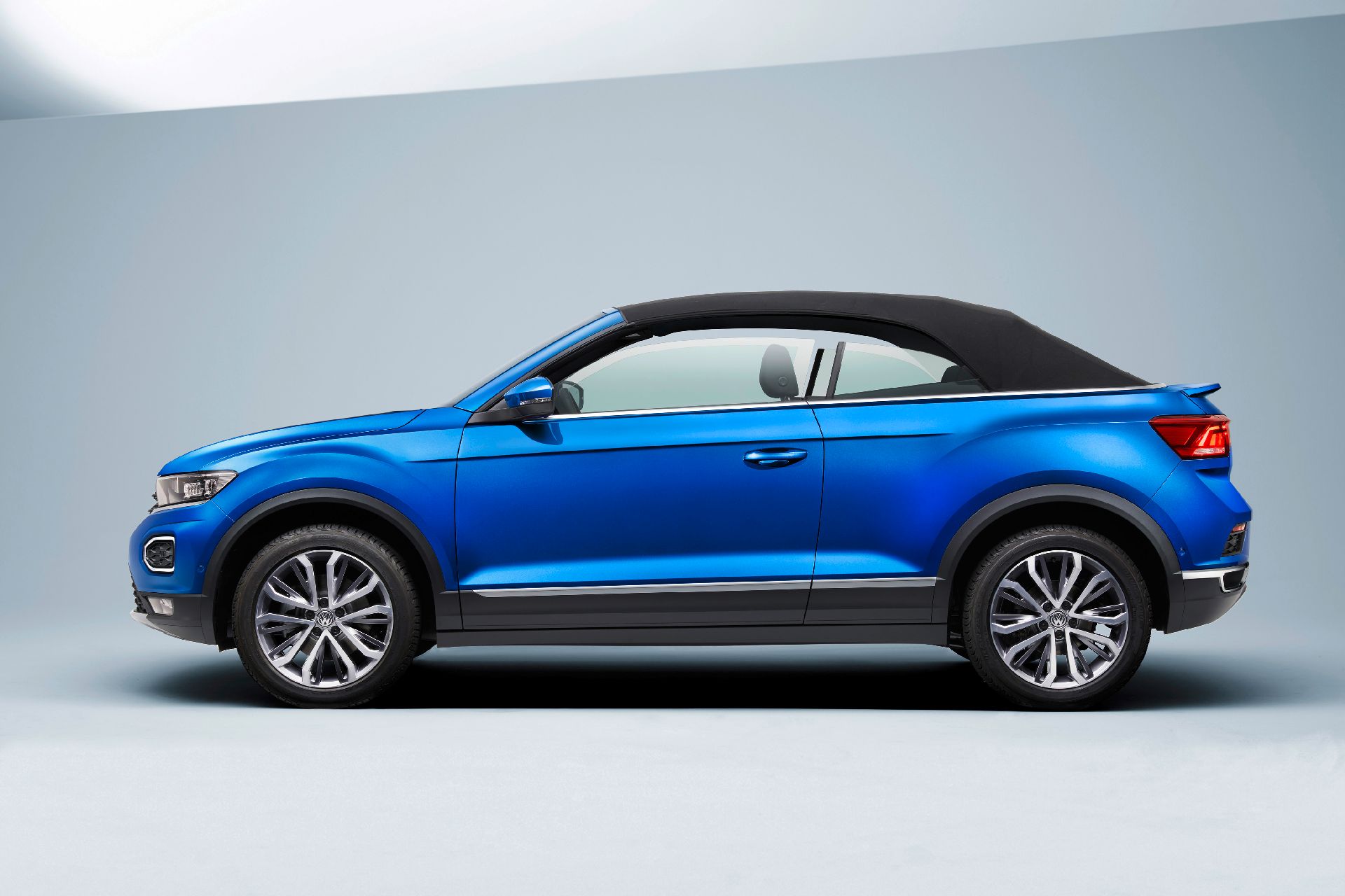 VW T-Roc Cabrio Shares Its Production Site With The Porsche Cayman