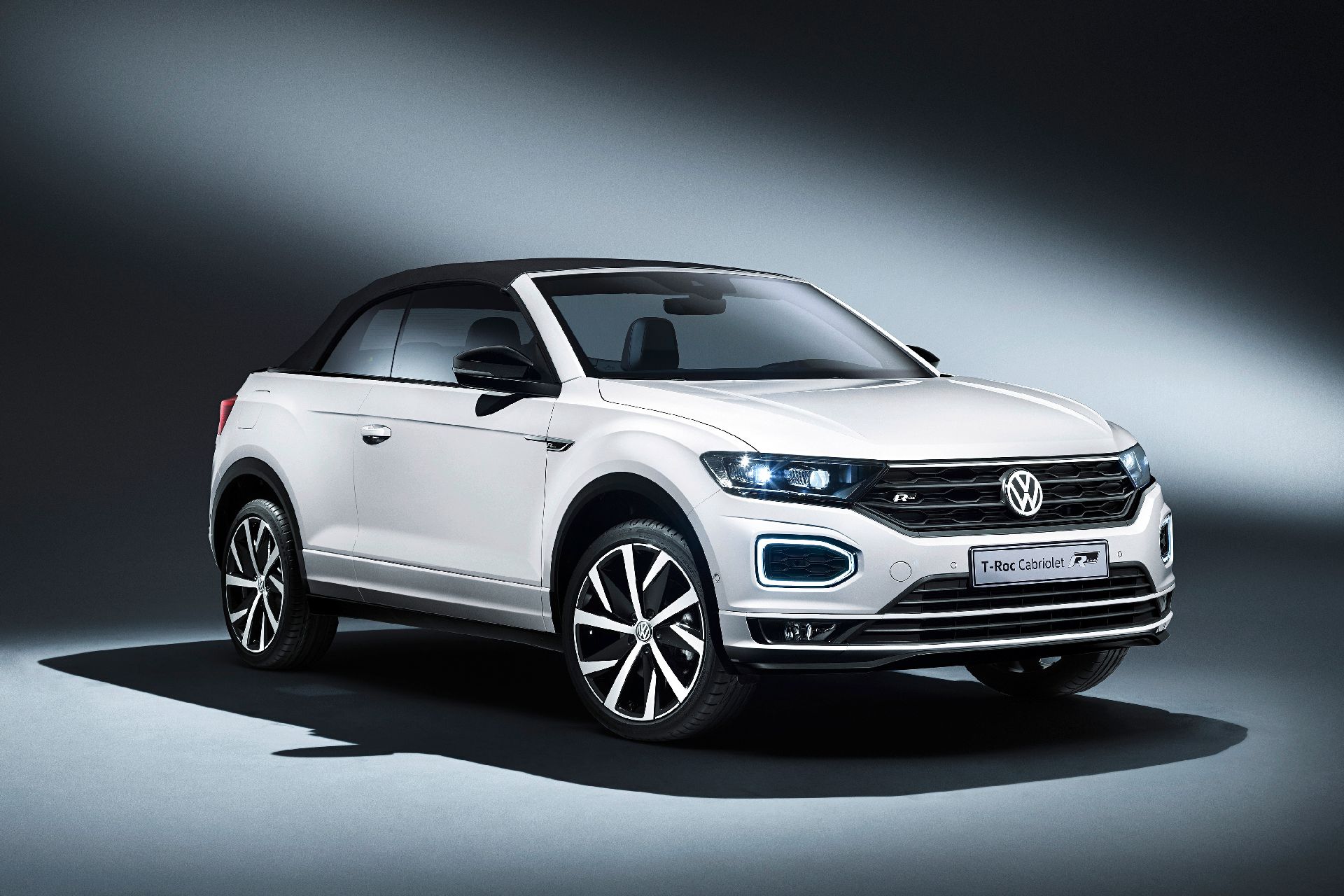 Volkswagen T-Roc Cabriolet Is A Crossover For Droptop Lovers