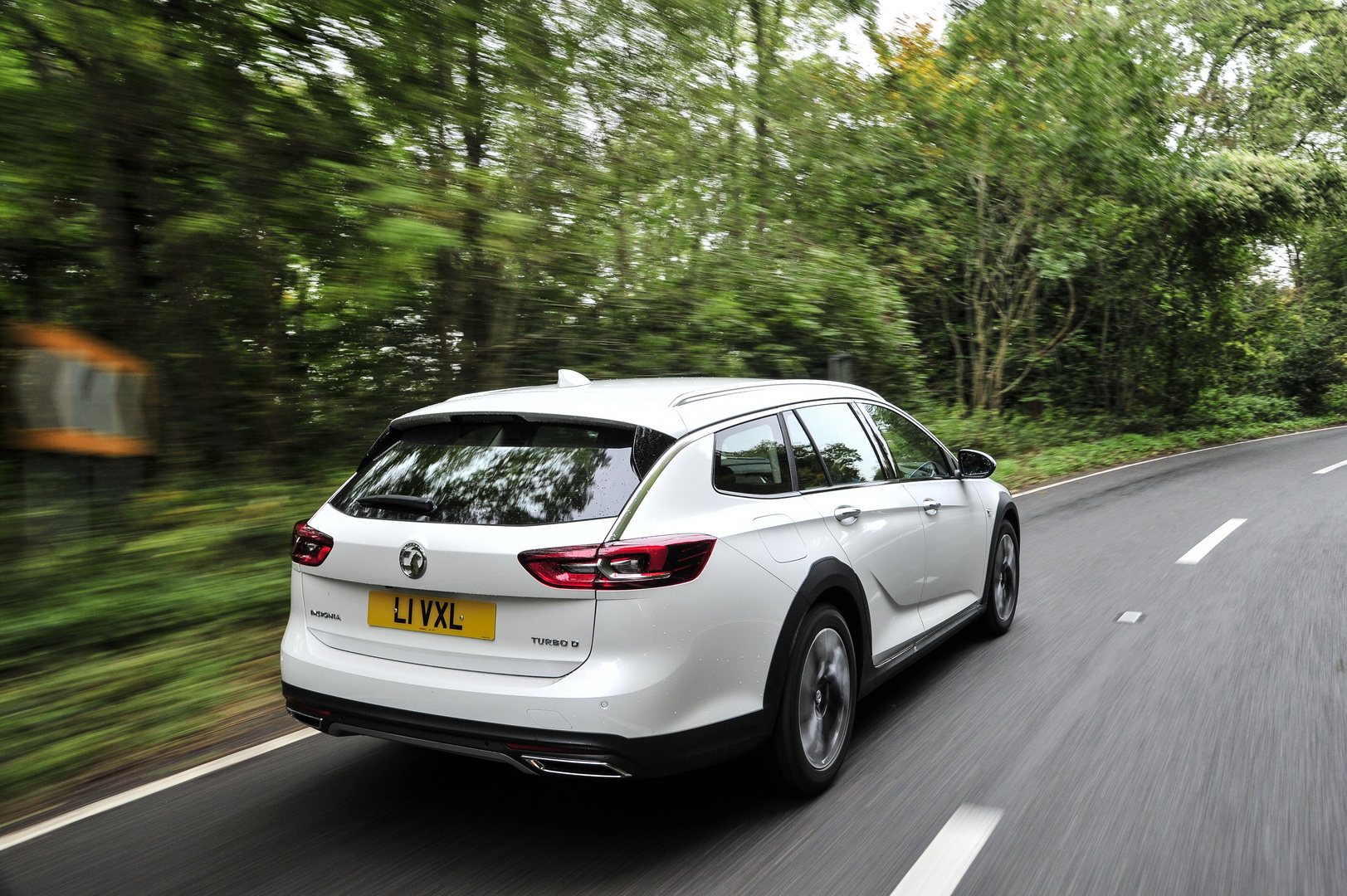 Vauxhall Drops Insignia Country Tourer From UK Lineup After Poor Sales
