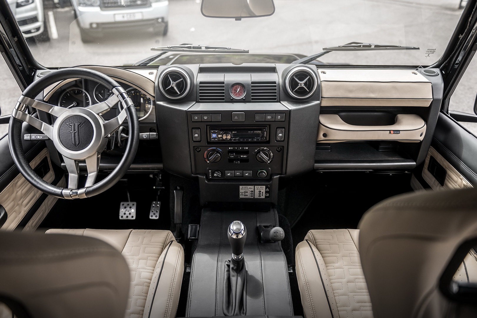 Land Rover Defender Flying Huntsman 6×6 Goes For Almost $300K!