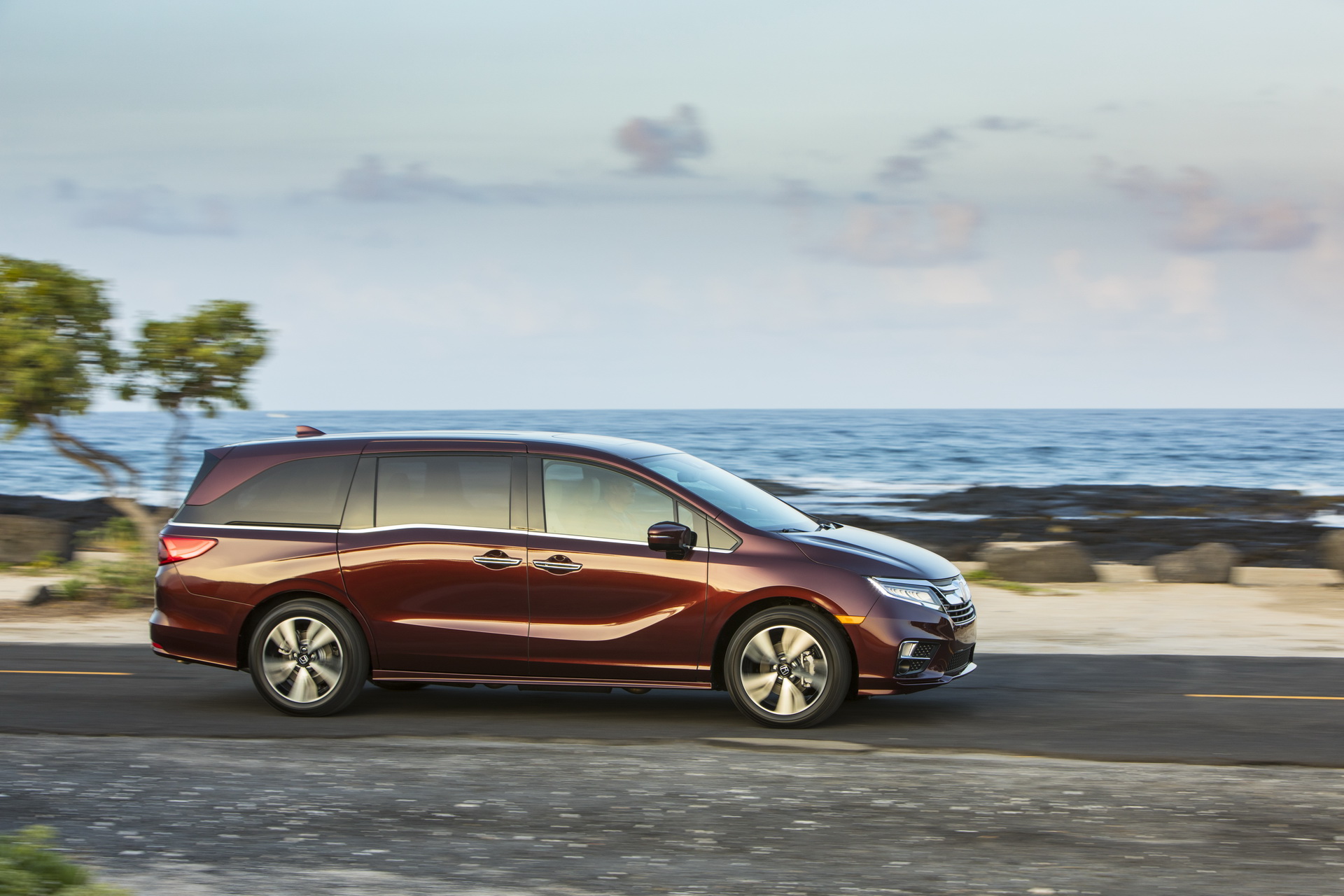 2020 Honda Odyssey Gains Special Package For 25th Anniversary