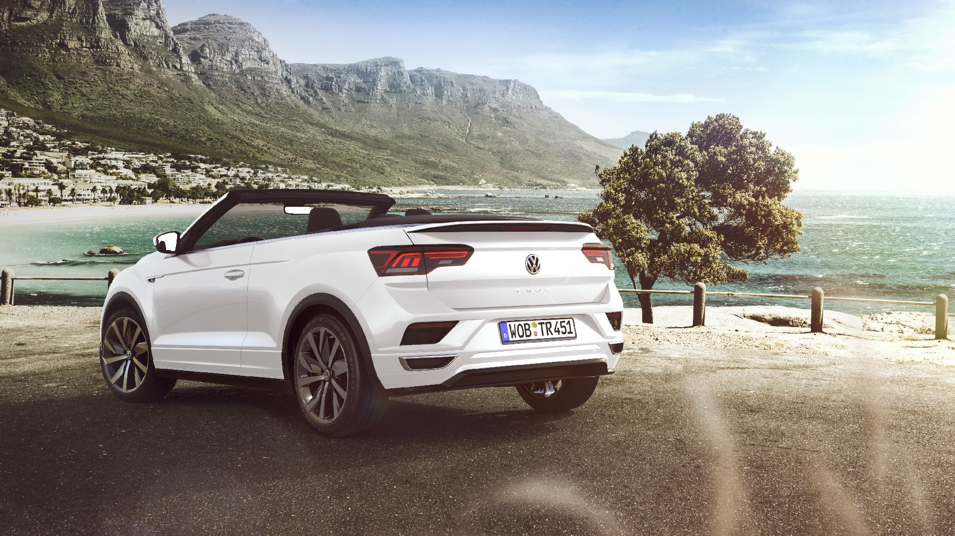 Volkswagen T-Roc Cabriolet Is A Crossover For Droptop Lovers