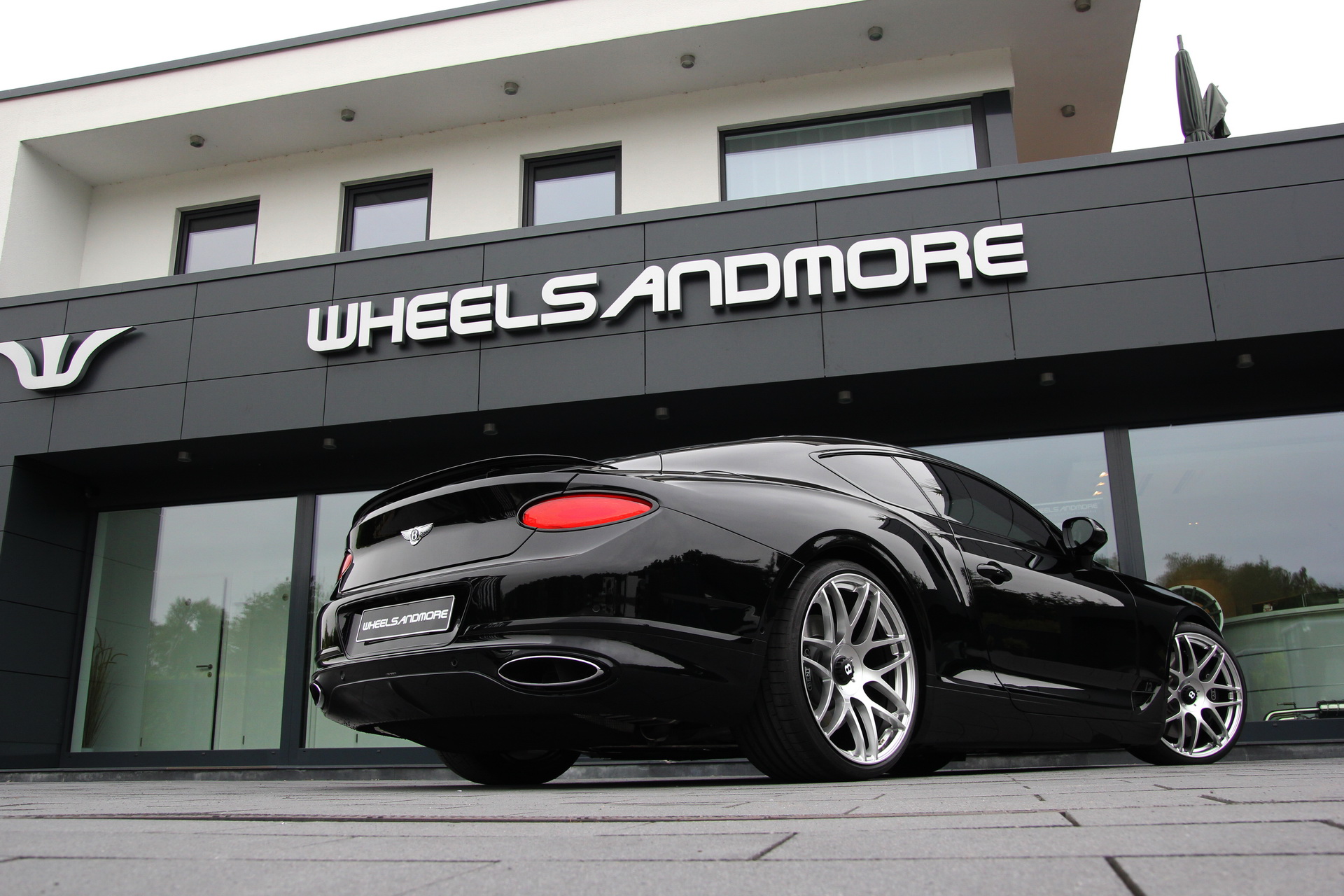 Wheelsandmore Dials New Bentley Continental GT To 784 HP