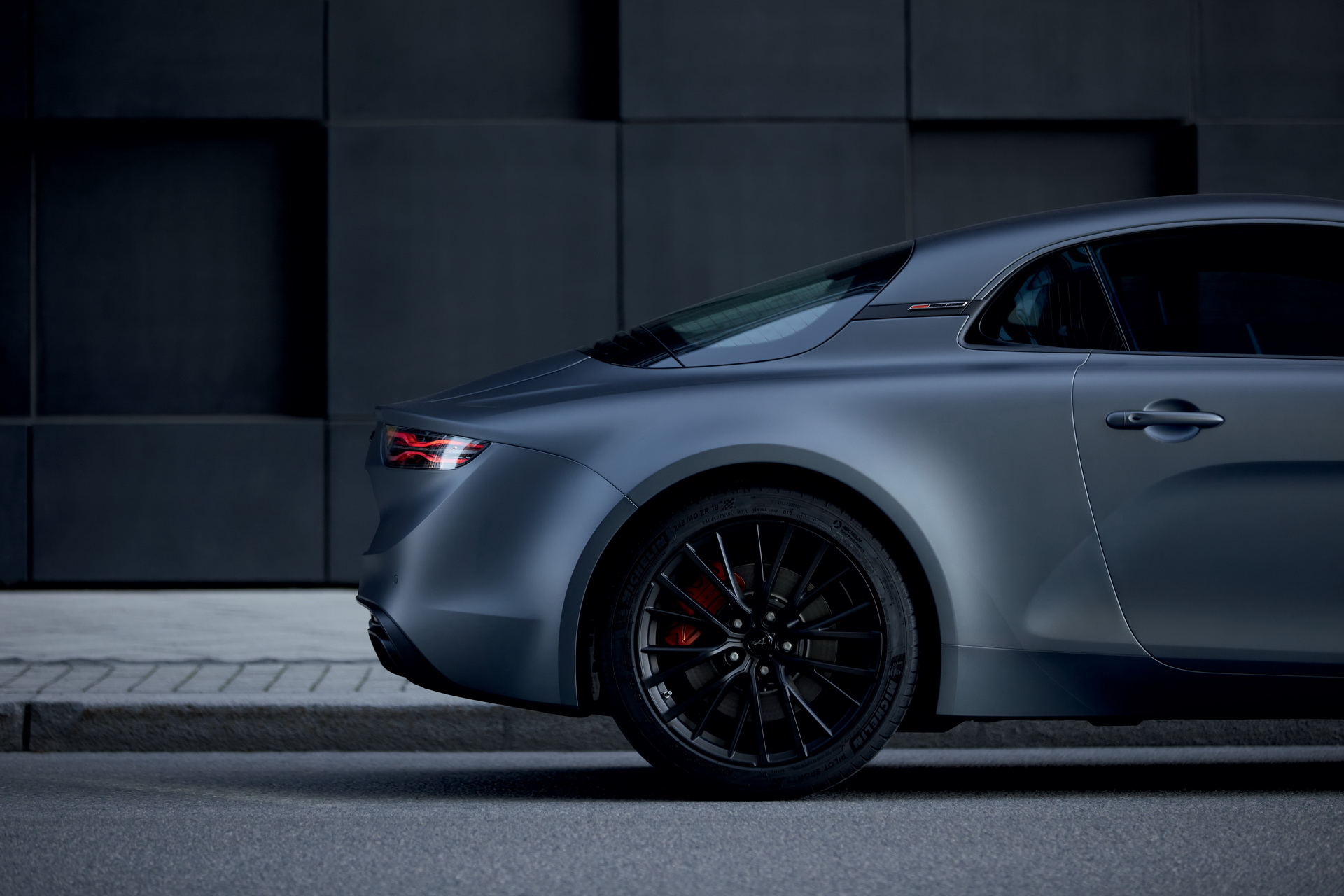 Range-Topping Alpine A110S To Make UK Debut At Salon Prive