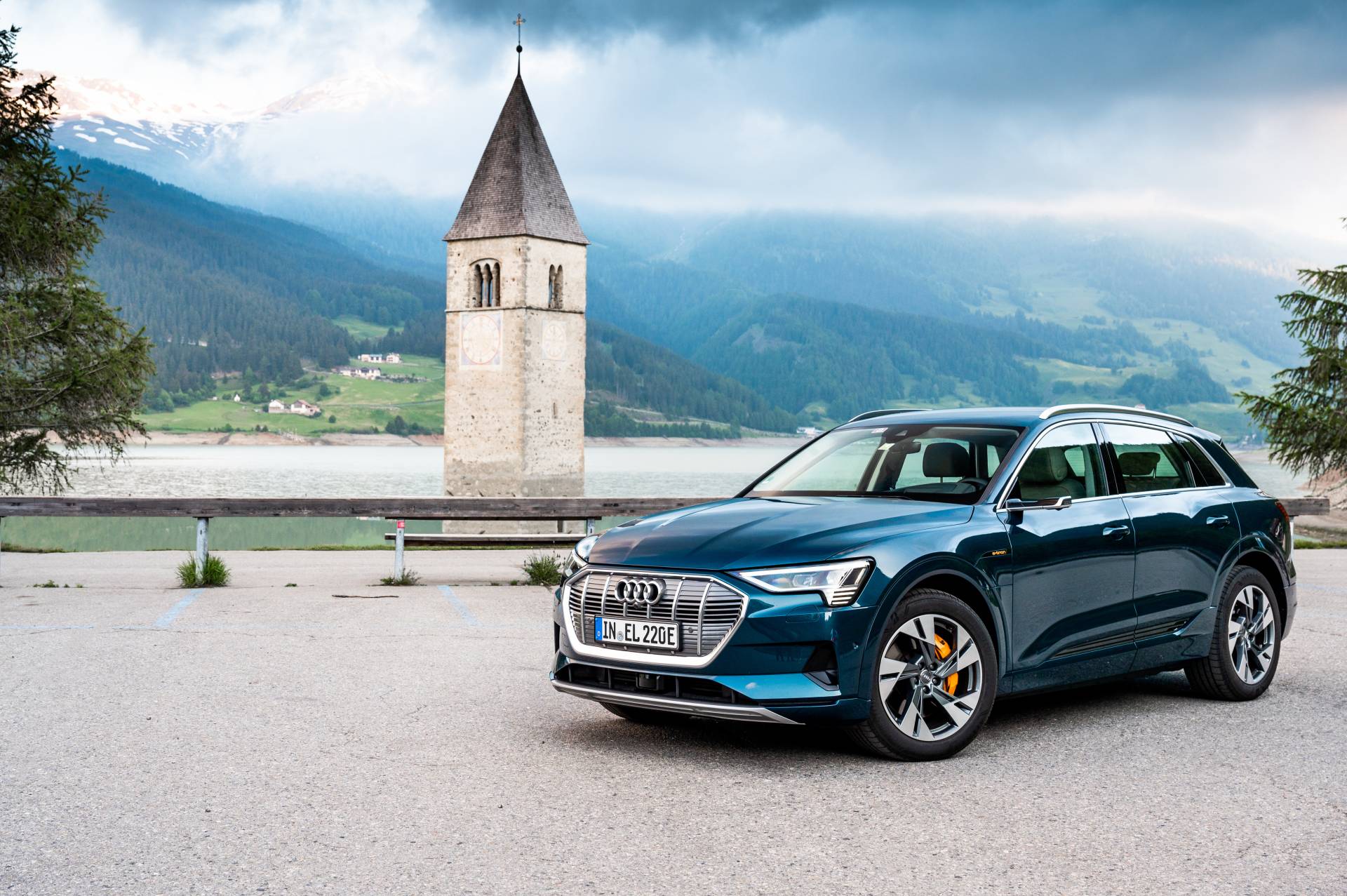Audi E-Tron Fleet Crosses 10 Countries, Does 1,600 Km In 24 Hours